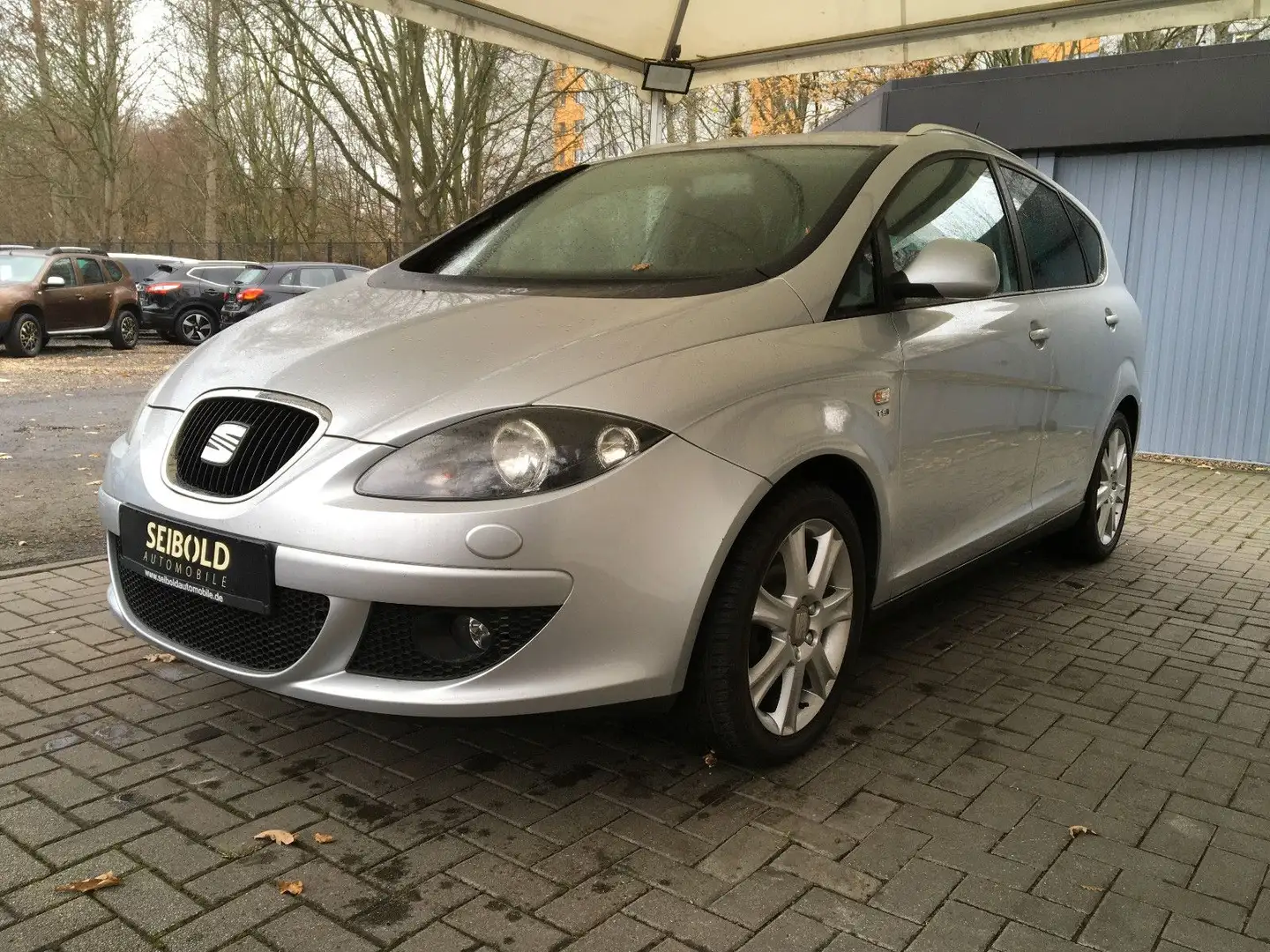 SEAT Altea XL1.4 TSI Comfort Limited/Klima/Navi/Sitzh Silber - 1