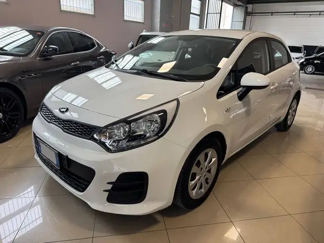 Kia Rio Rio III  5p 1.2 cvvt Cool E6 NEOPATENTATI OK