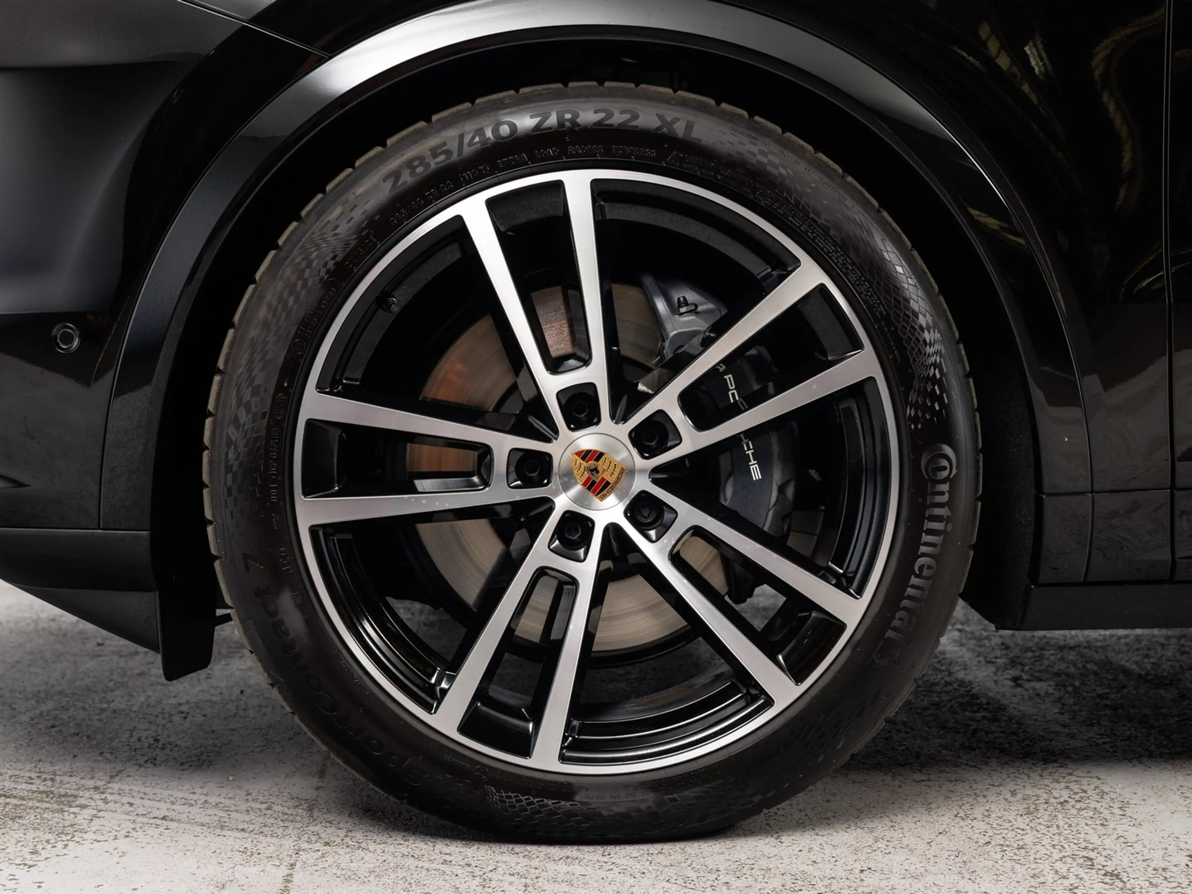 Porsche Cayenne S E-Hybrid Coupé — photo 7