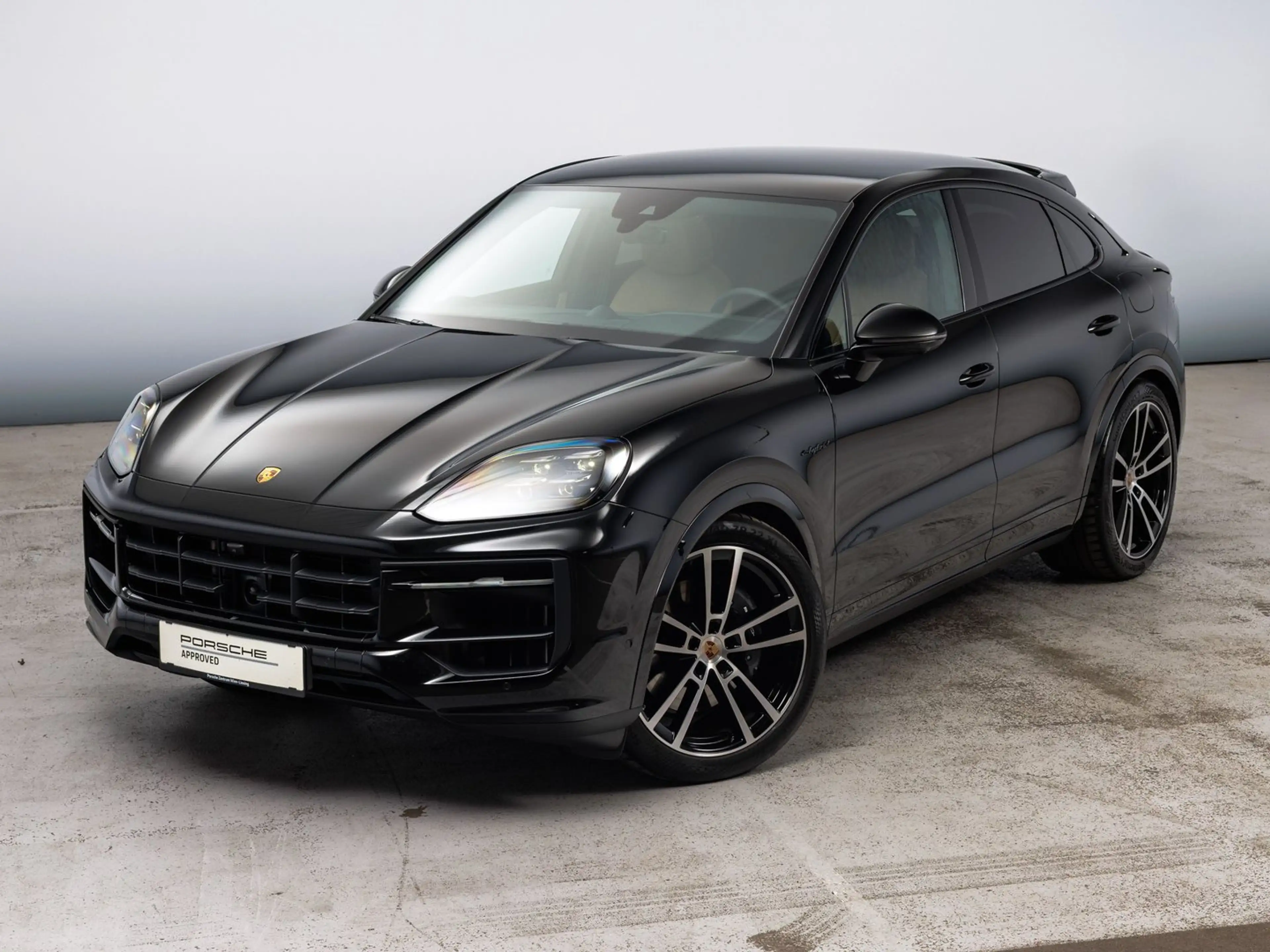Porsche Cayenne S E-Hybrid Coupé — photo 12