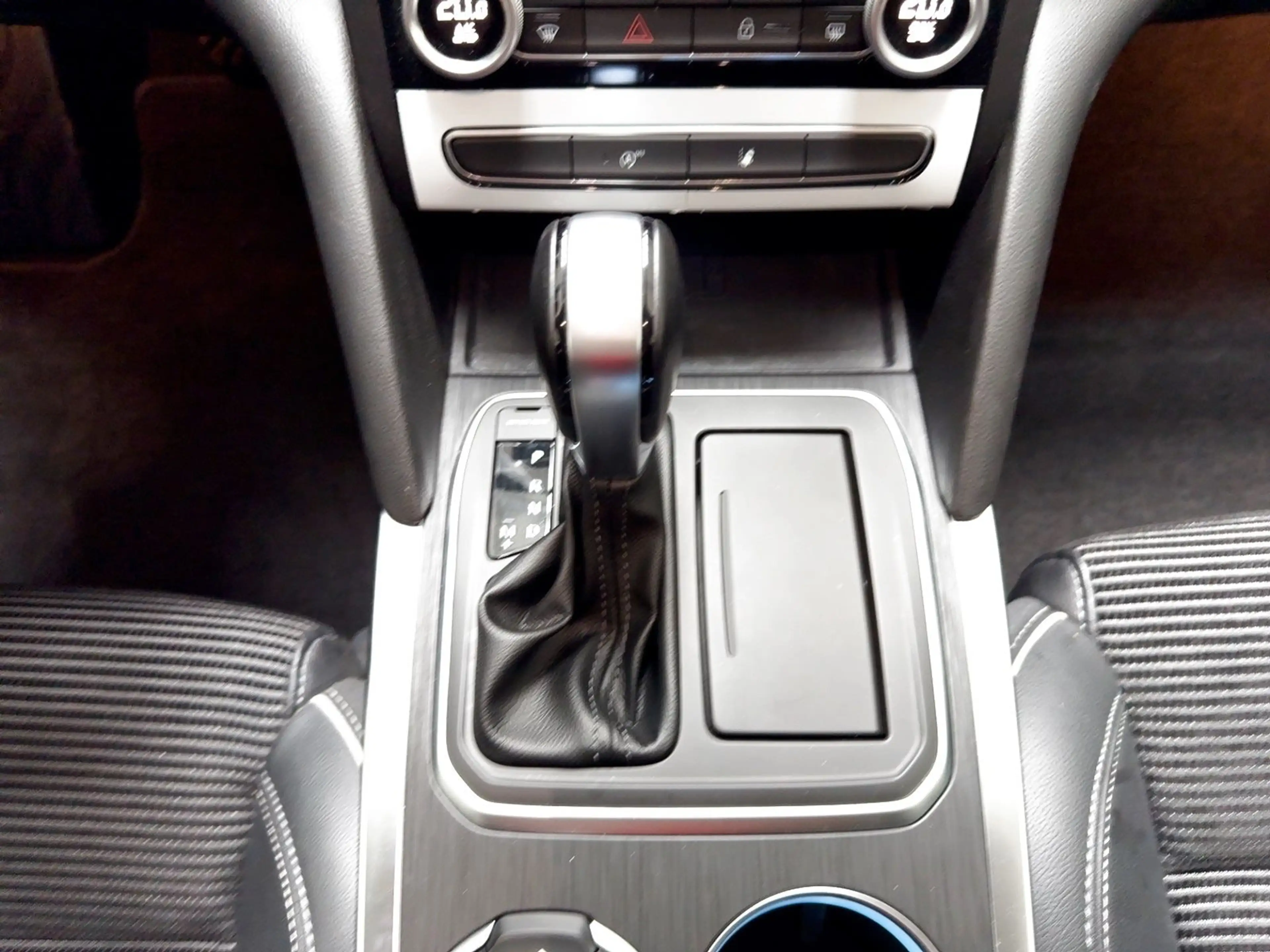 Renault Talisman Grandtr 2.0 BLUE dCi160 Business Ed. — photo 13
