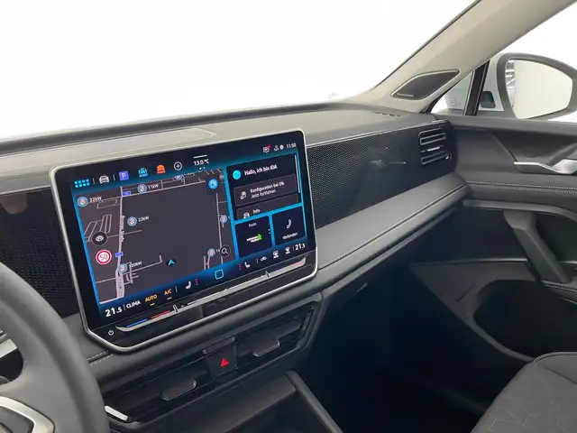 Volkswagen Tiguan view 9