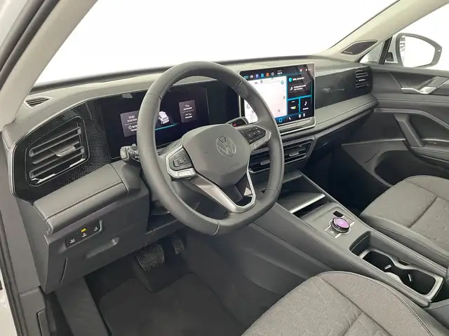 Volkswagen Tiguan view 8
