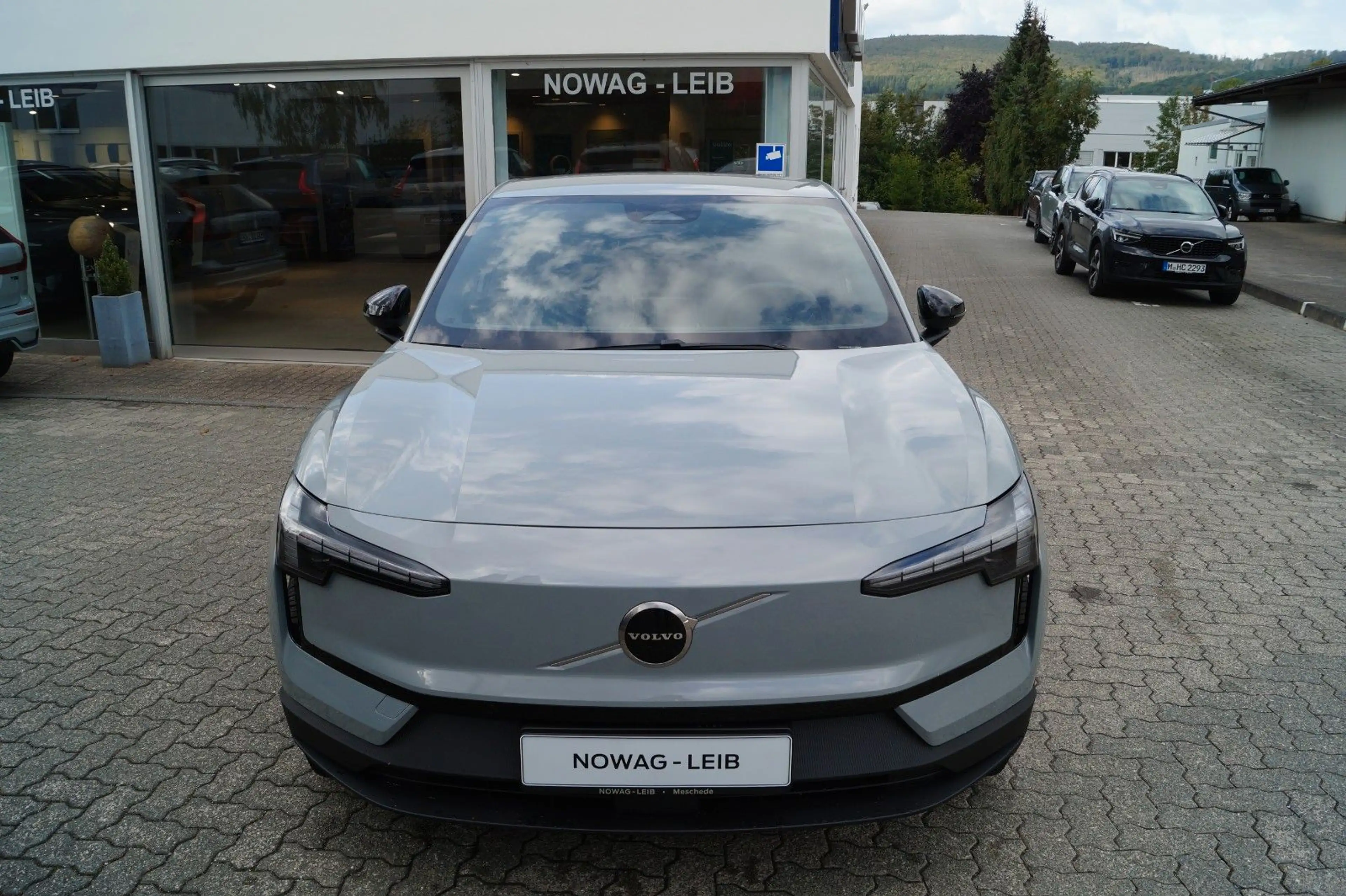Volvo EX30 P5 Plus Aut/Sitzheiz./Lenkradheiz./BLIS/ACC