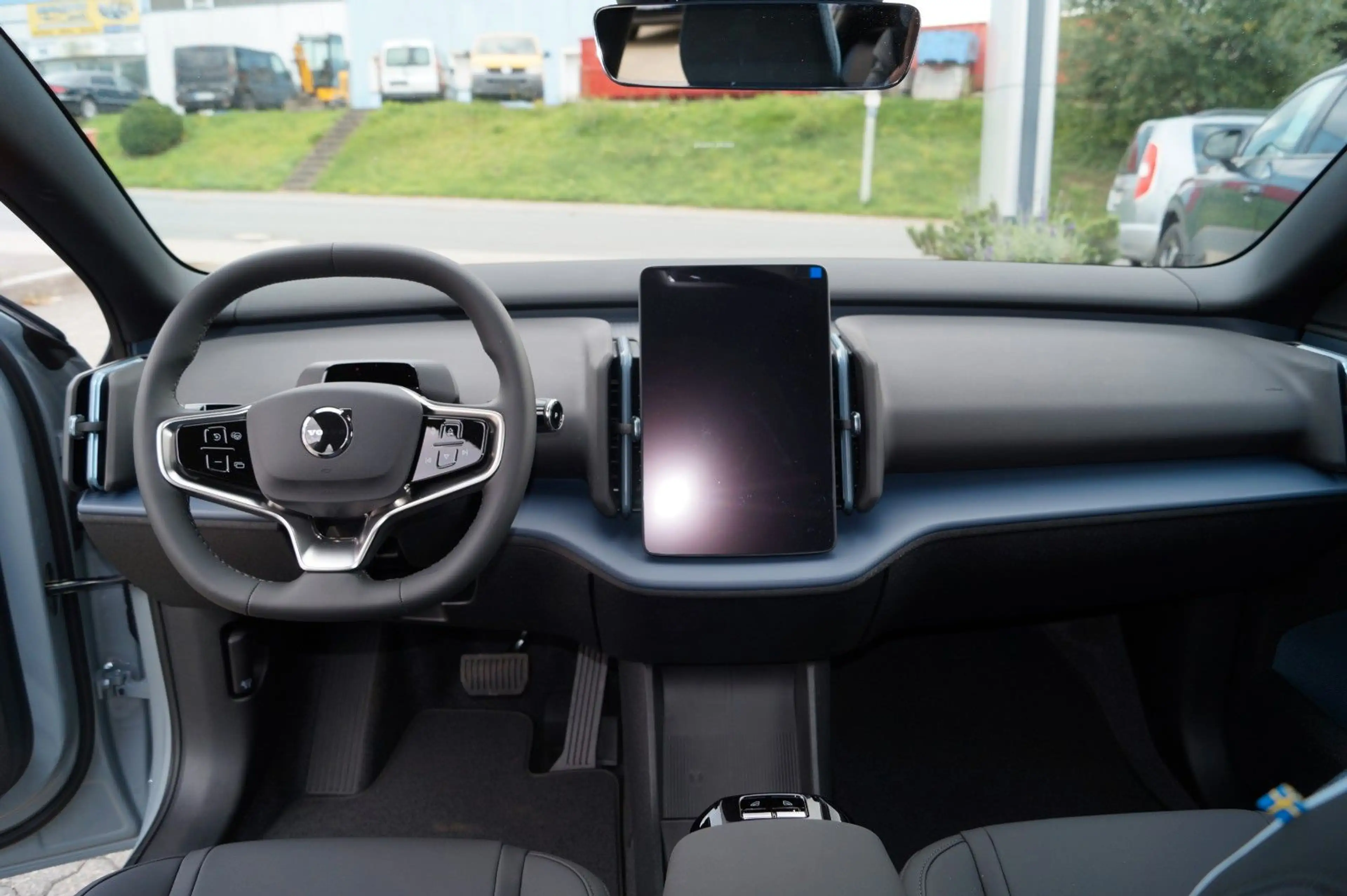 Volvo EX30 P5 Plus Aut/Sitzheiz./Lenkradheiz./BLIS/ACC — photo 10