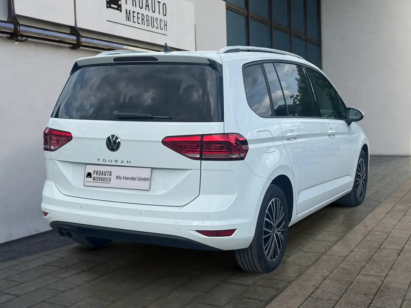 Volkswagen Touran Comfortline STNDHZNG/AHK/RFK/KINDERSITZE Weiß - 2