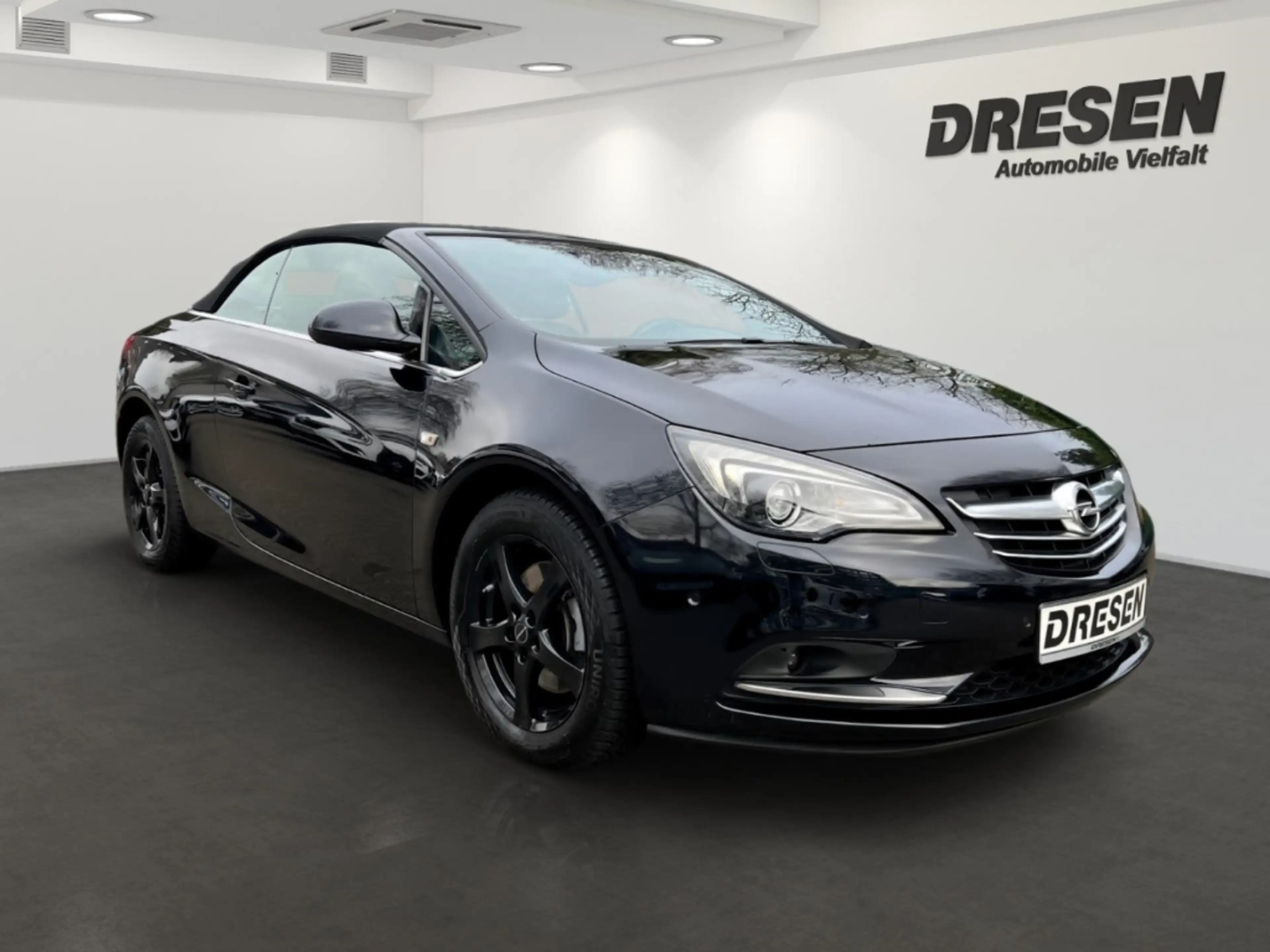 Opel Cascada Ultimate Navi*Xenon*Leder*SHZ*Kamera*Klimaautomati — photo 3