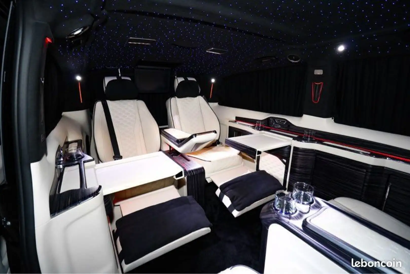 Mercedes-Benz V Mercedes V300d 4 matic full VIP Noir - 1