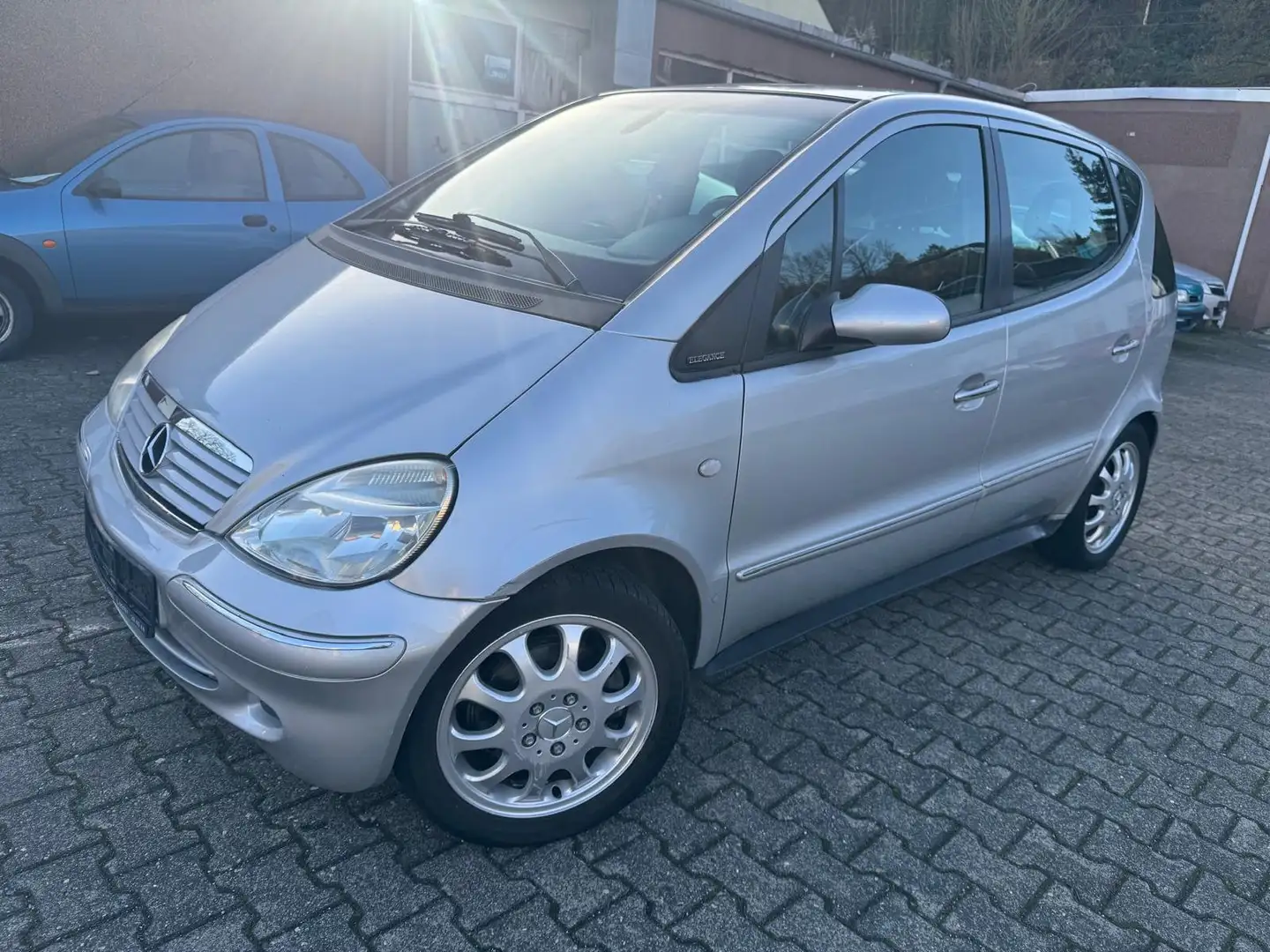 Mercedes-Benz A 190 A-Klasse L Elegance Piccadilly*Automatik*TüvIns Szürke - 1