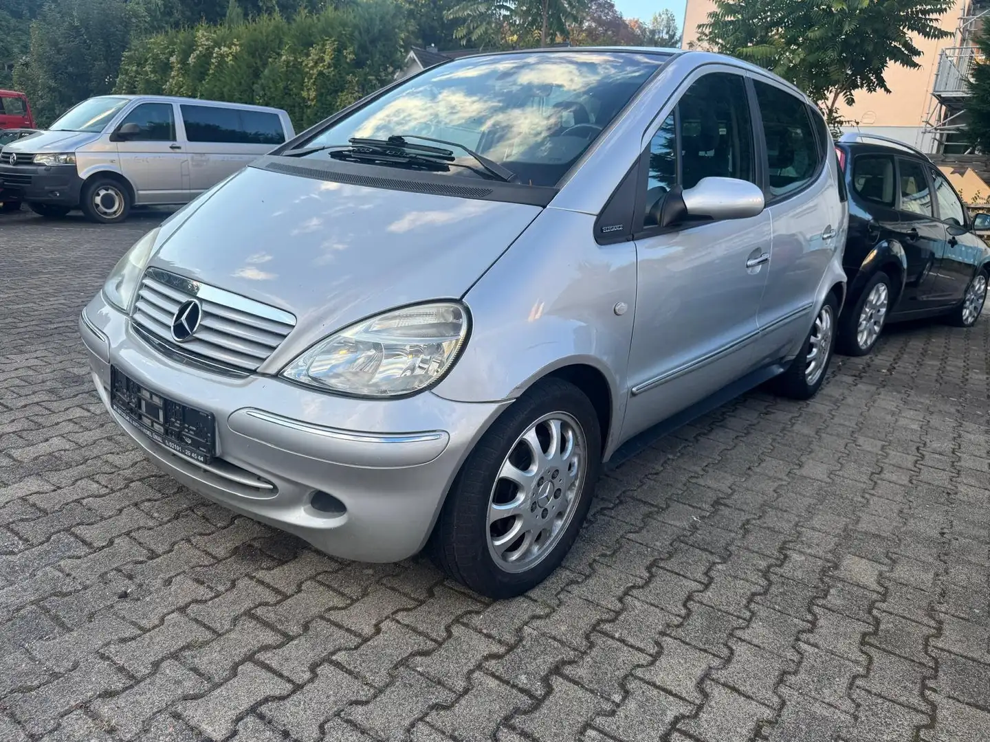 Mercedes-Benz A 190 A-Klasse L Elegance Piccadilly*Automatik*TüvIns Gris - 1