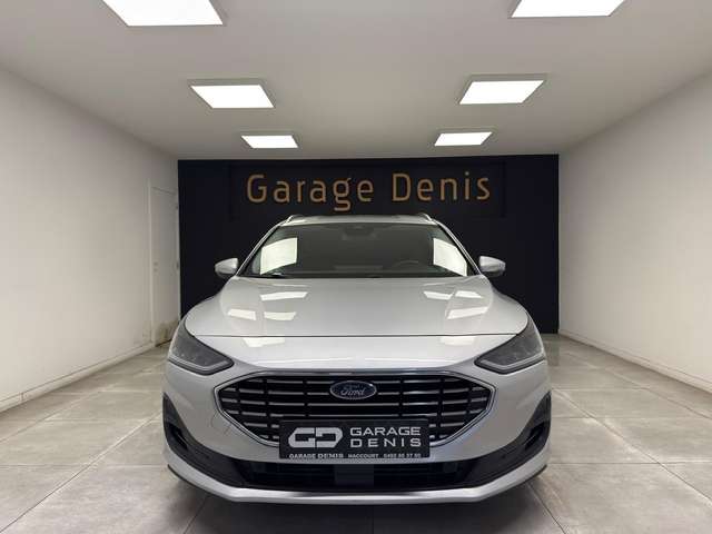 Ford Focus — photo 2