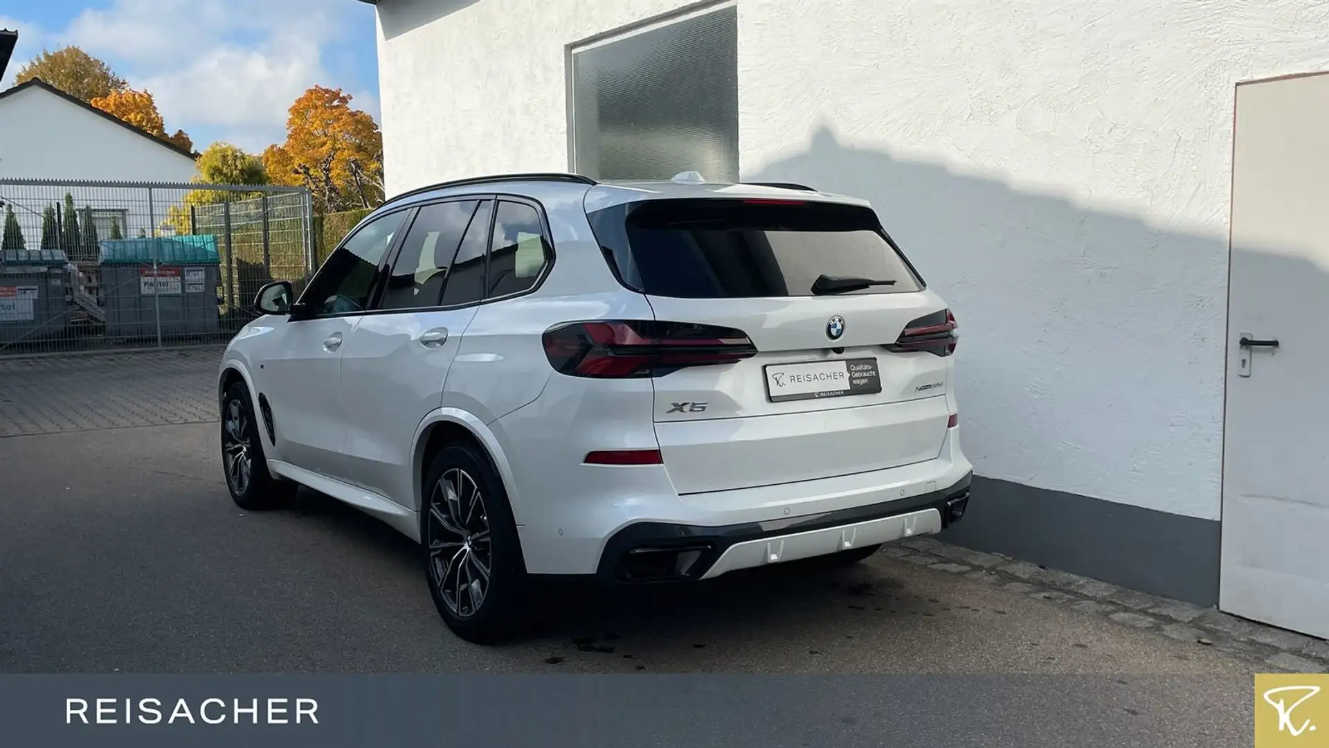 BMW X5 xDr.30d A M Sport PRO HUD SkyLou,AHK,DAPro, Weiß - 2