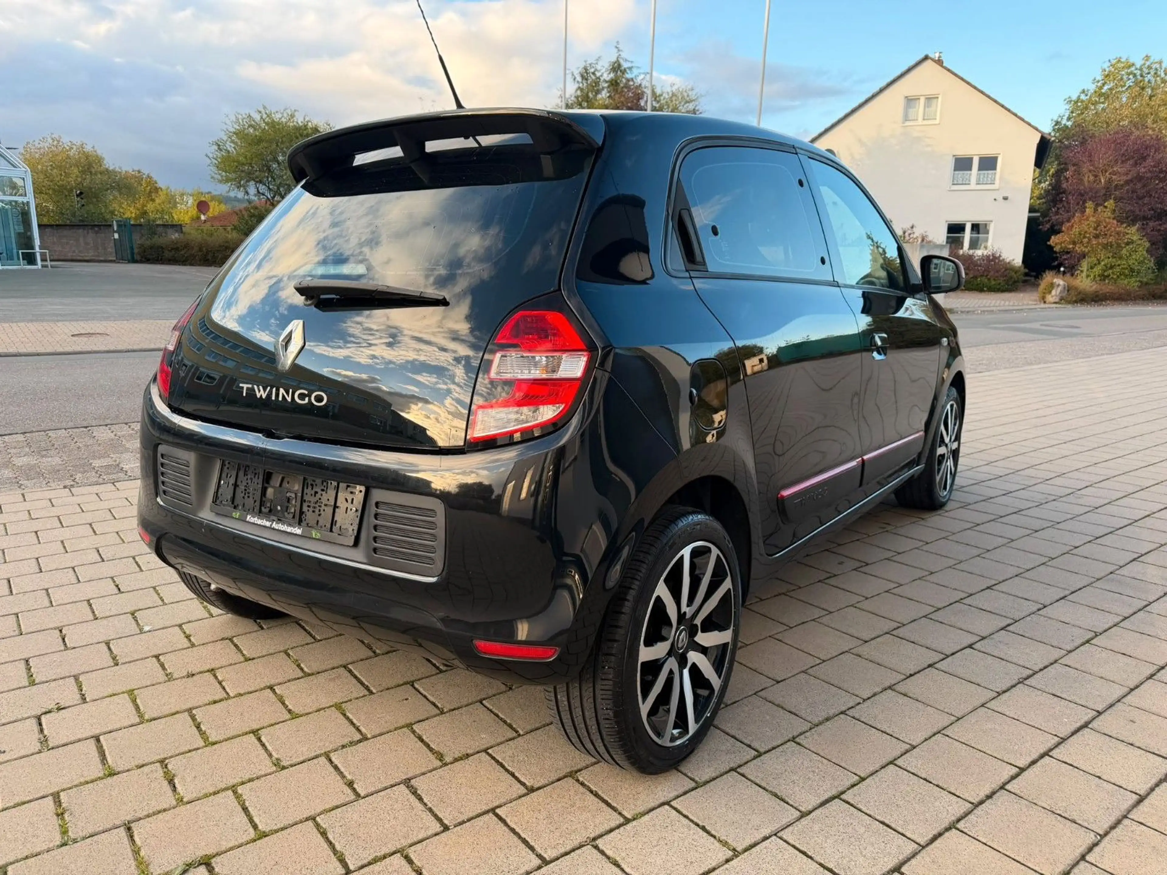 Renault Twingo Luxe — photo 7