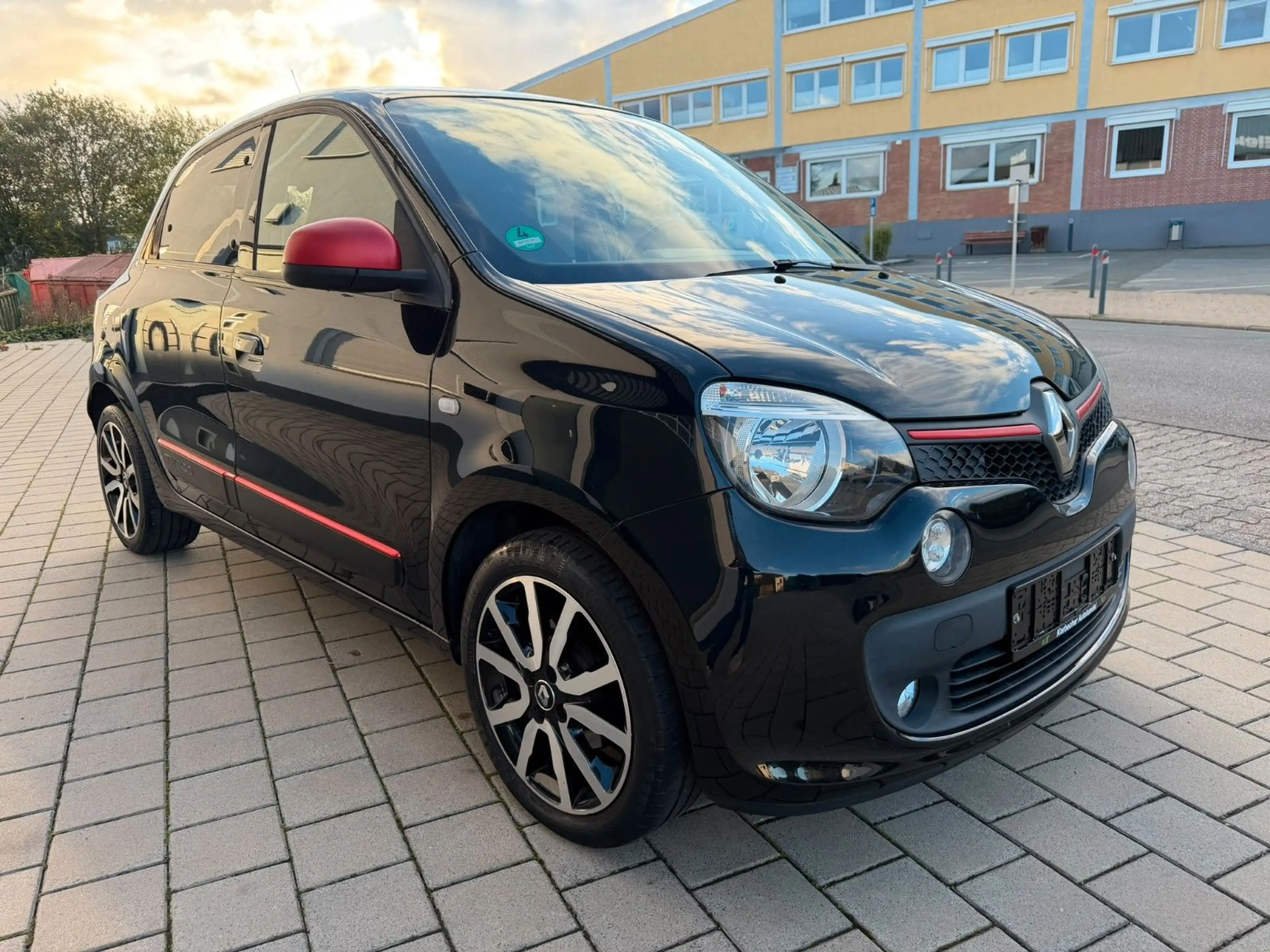 Renault Twingo Luxe — photo 5