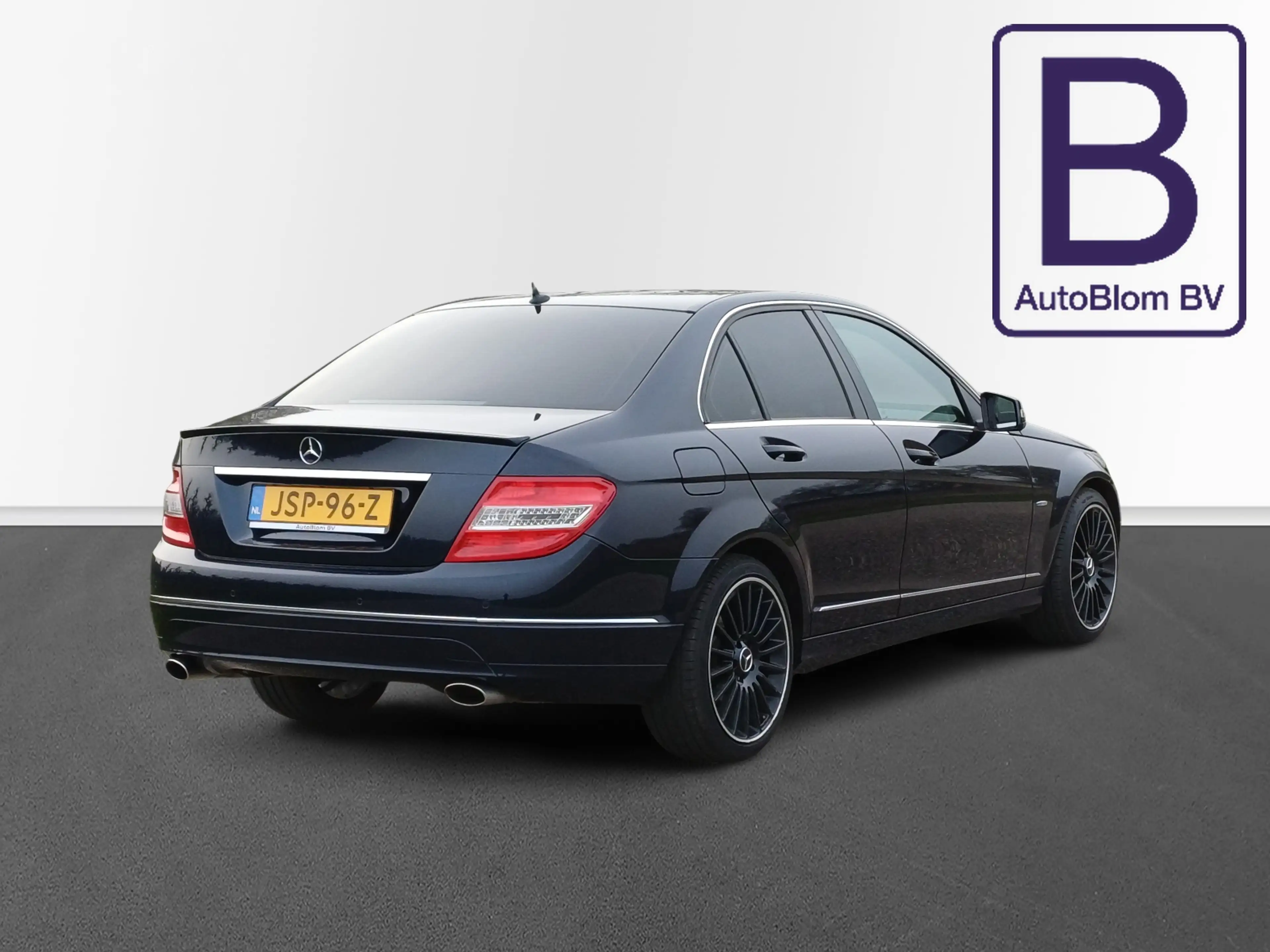 Mercedes-Benz C 350 CGI BlueEFFICIENCY Elegance — photo 7