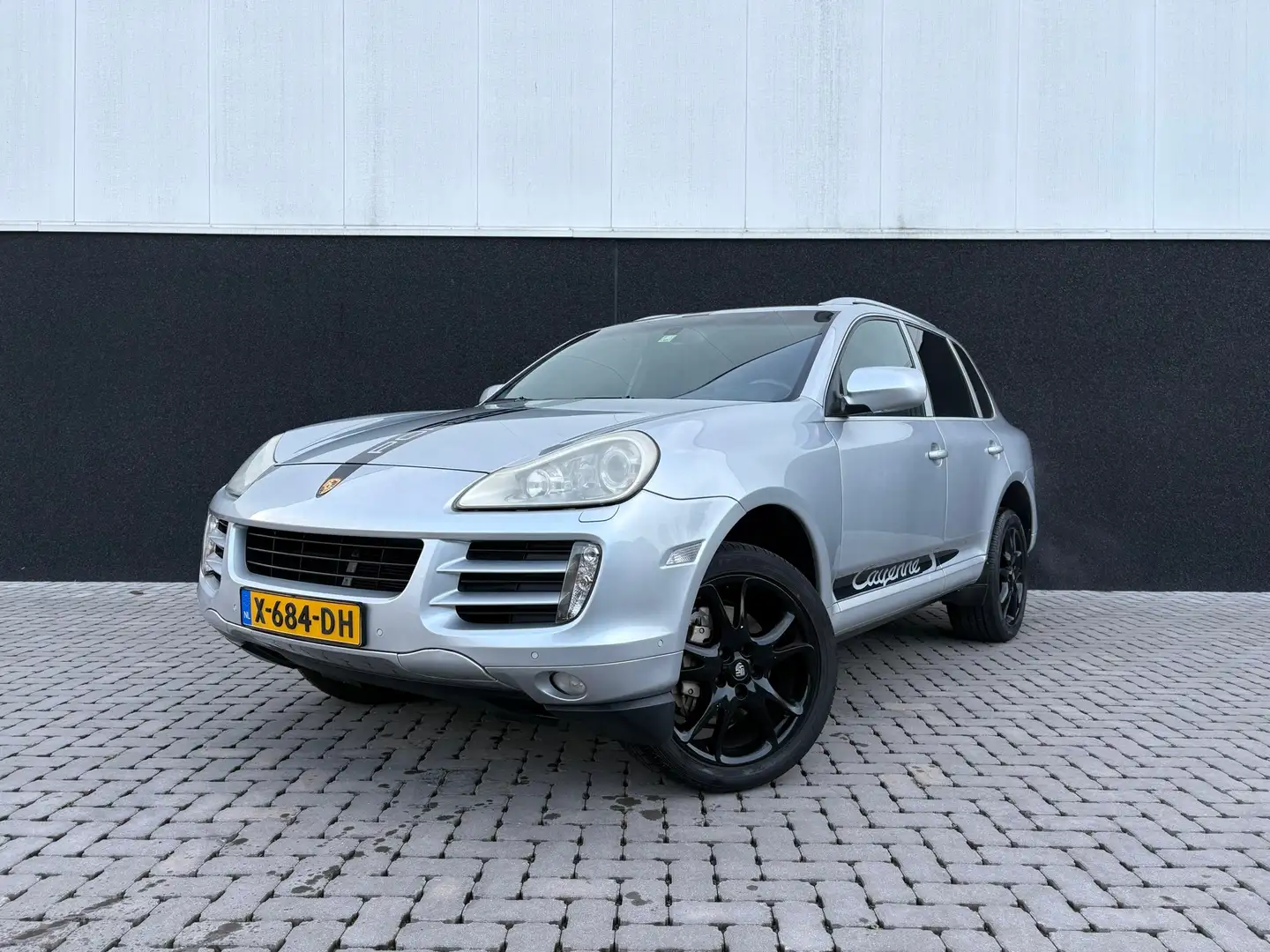 Porsche Cayenne 4.8 S - Zeer mooie staat - Zwitserse auto - dealer Gris - 2