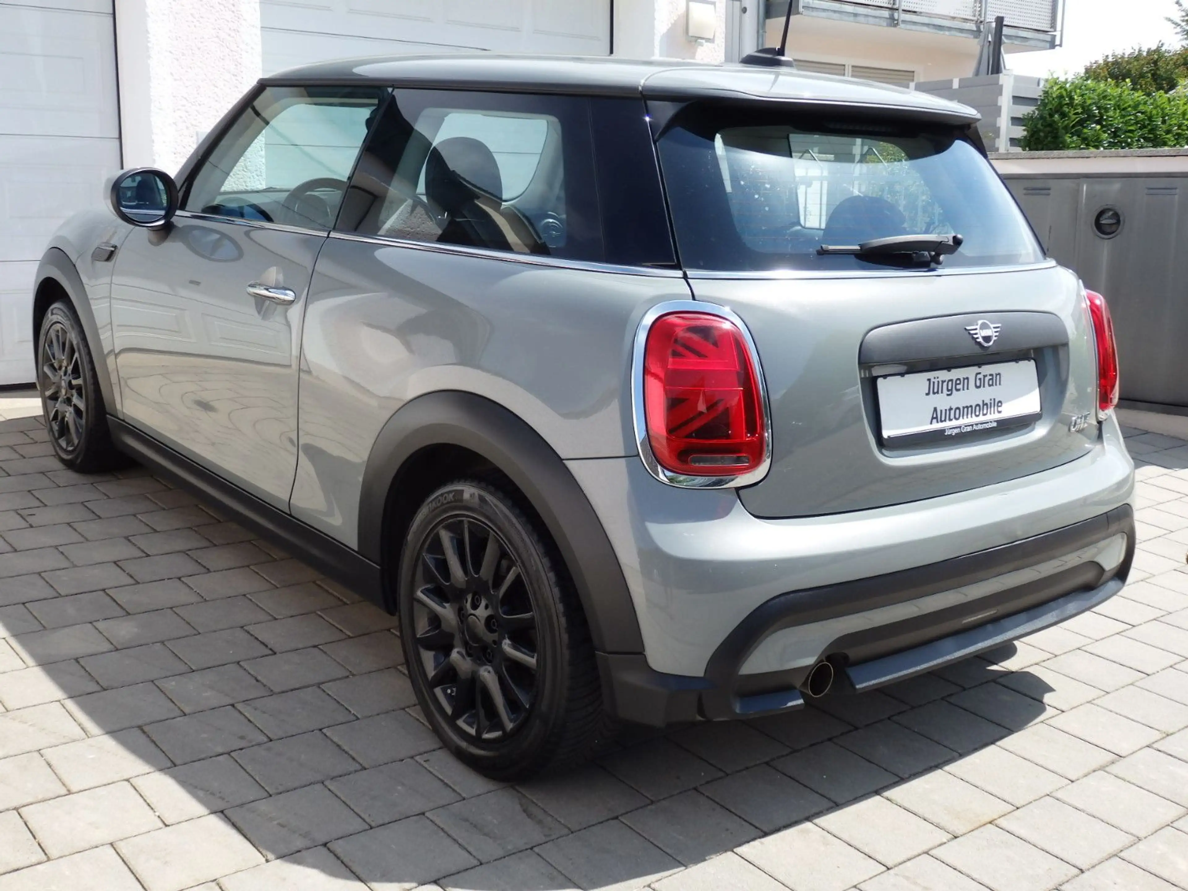 MINI One One Essential Trim LED Klima 16"Alu Sportlenkrad — photo 2