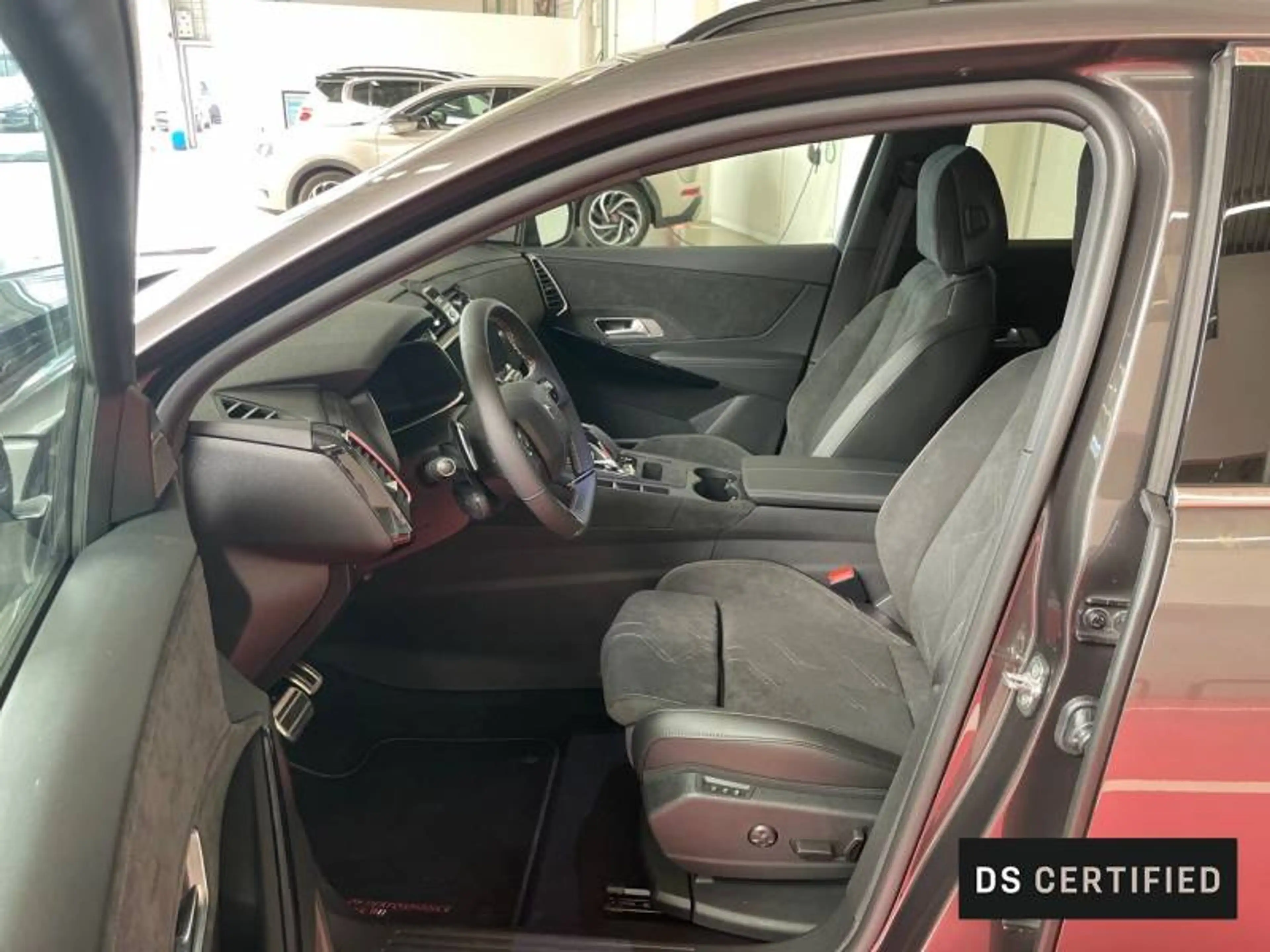 DS Automobiles DS 7 Crossback 1 1.6 PureTech 180 Auto PERFORMANCE Line + — photo 9