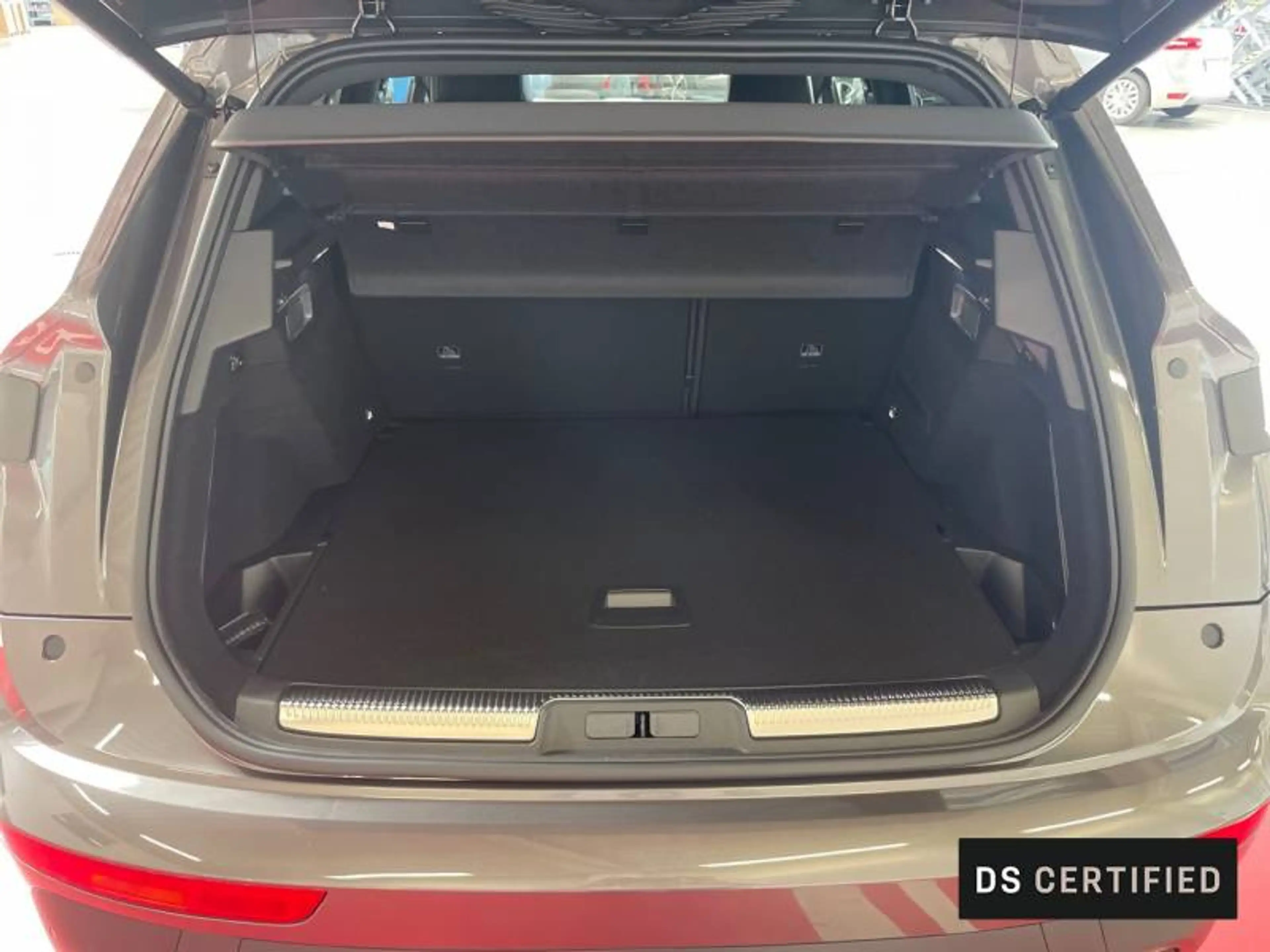 DS Automobiles DS 7 Crossback 1 1.6 PureTech 180 Auto PERFORMANCE Line + — photo 6