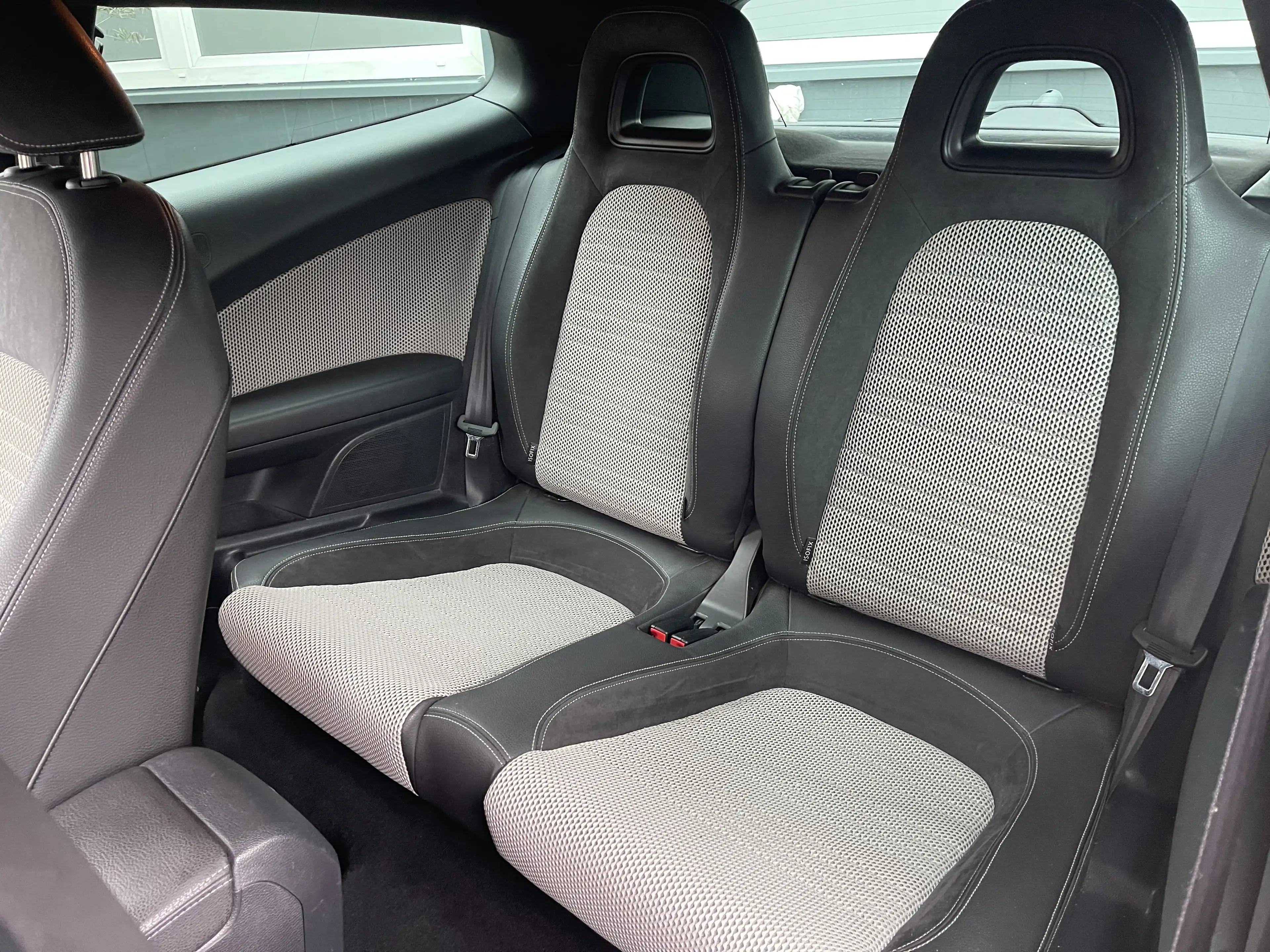 Volkswagen Scirocco 1.4 TSI Sport-Paket 2.Hand S-Heft Top Gepflegt — photo 7