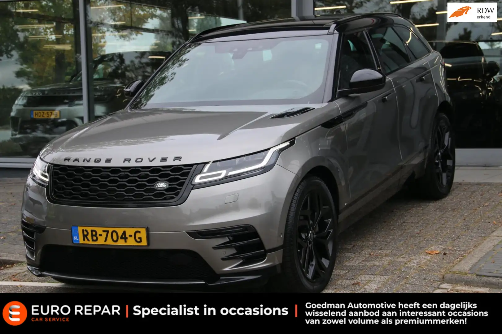 Land Rover Range Rover Velar 3.0 V6 AWD R-Dynamic HSE LUCHTVERING VOL! Grijs - 1