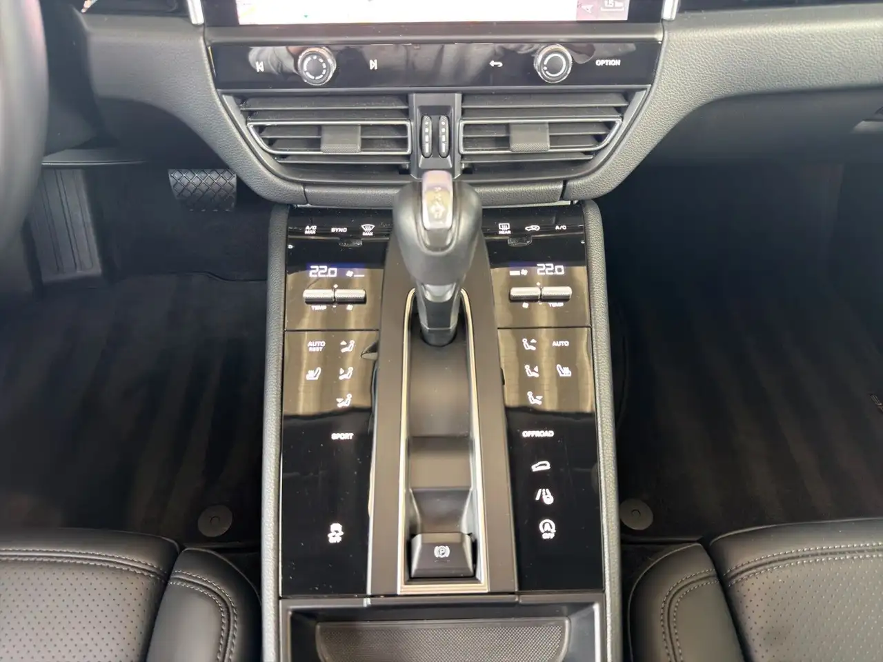 Porsche Macan III Gen. Panorama Kamera 14.Wege LED 8