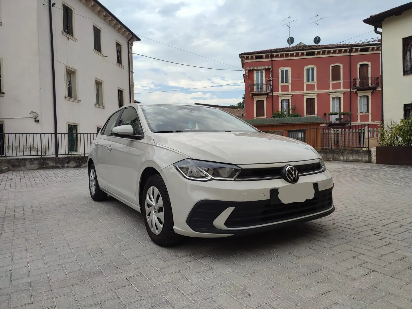 Volkswagen Polo Confortline Béžová - 1
