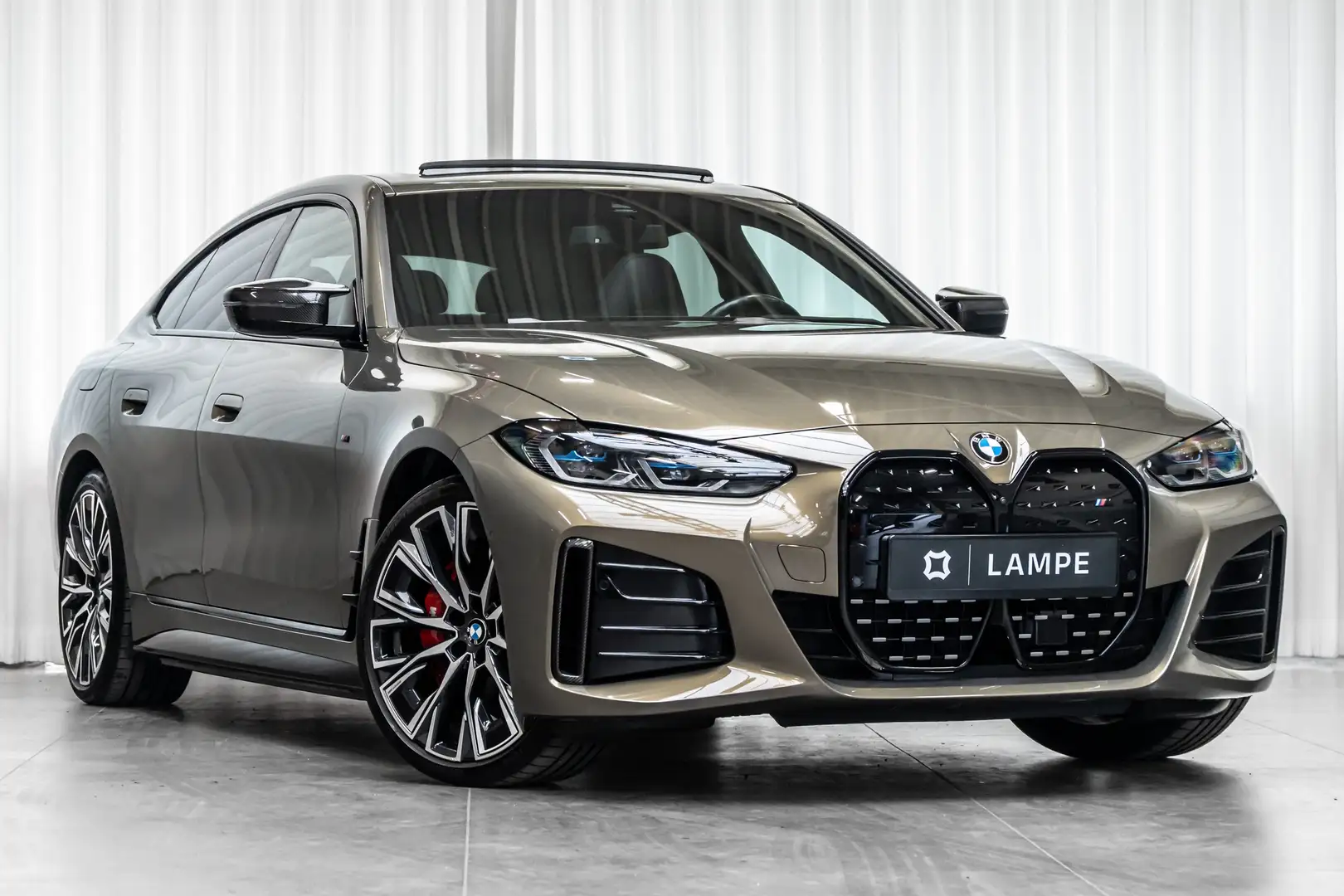 BMW i4 M50 Special Painting Messing Carbon H/K Schuifdak Groen - 1