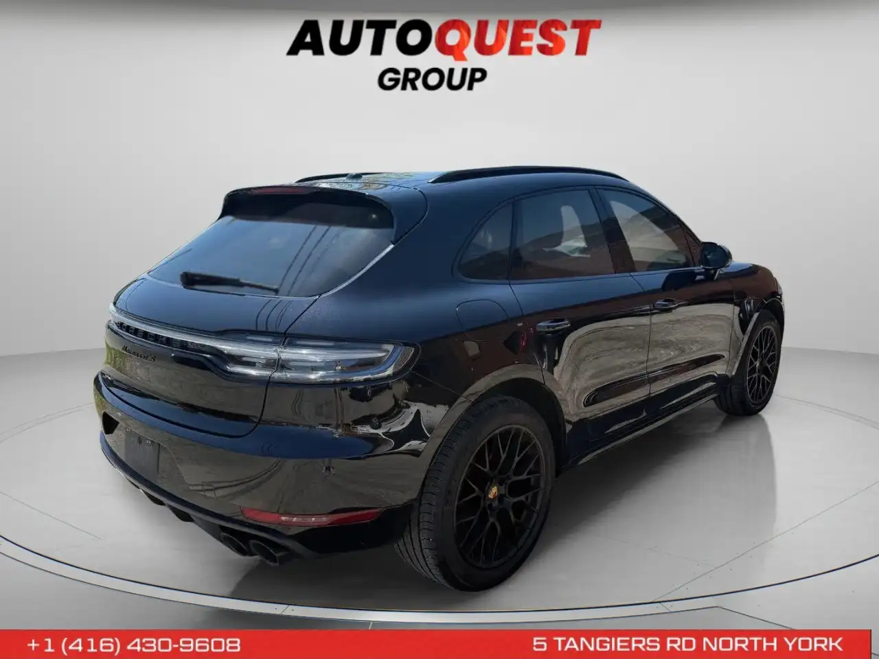 Porsche Macan photo Porsche Macan