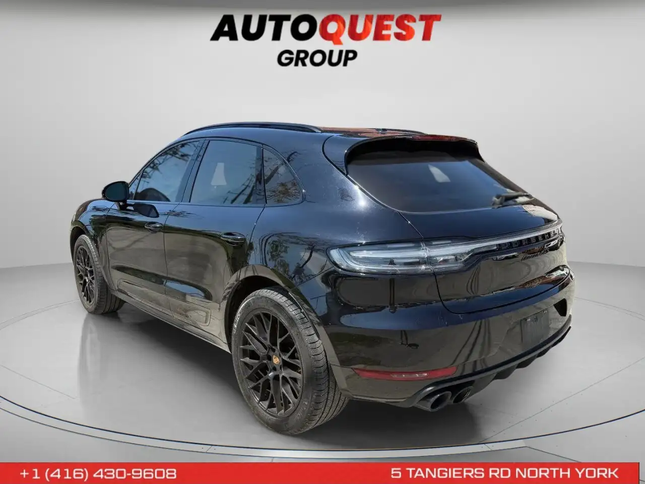 Porsche Macan photo Porsche Macan