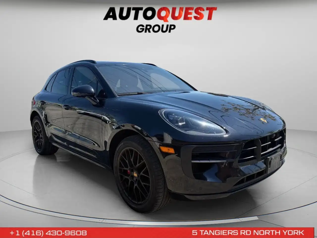 Porsche Macan photo Porsche Macan