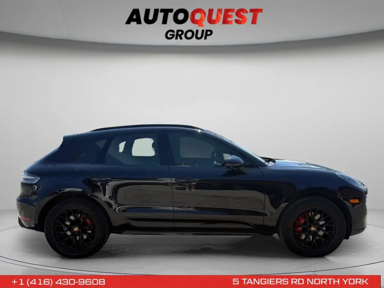 Porsche Macan photo Porsche Macan