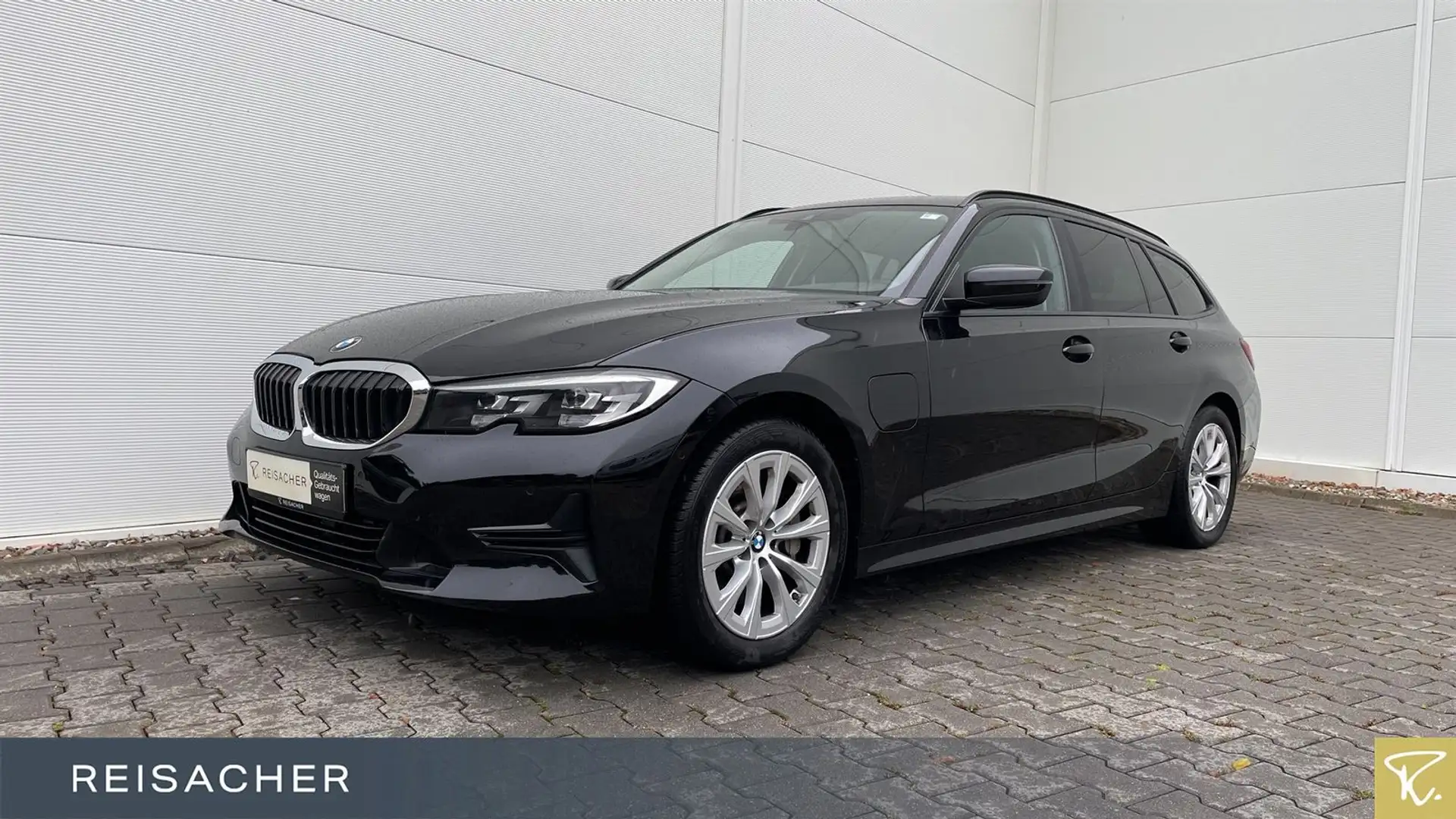 BMW 330 e Tou Advantage,LCPro.AHK,RFK,SHZ Schwarz - 1