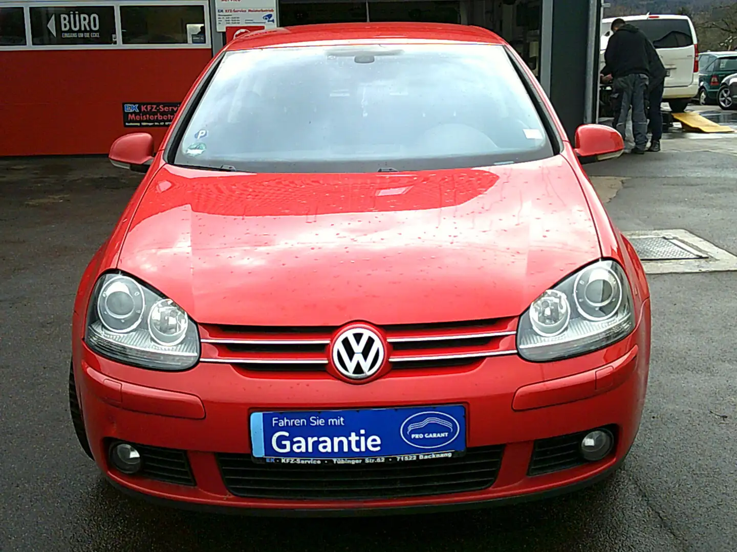 Volkswagen Golf 1.9 TDI DPF Edition Rot - 1