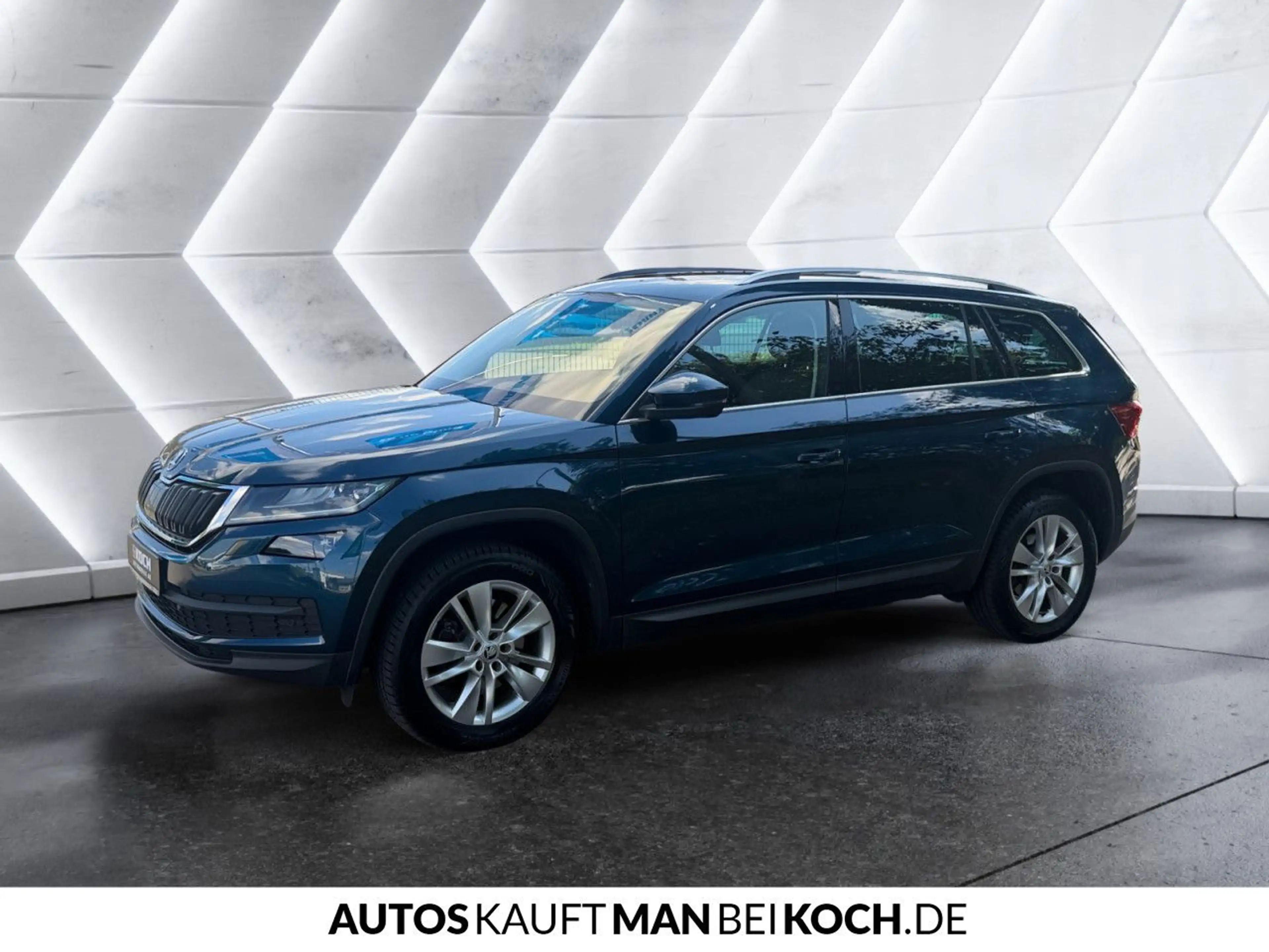 Skoda Kodiaq 2.0 TSI DSG Style 4x4 AHK NAVI LED Klima — photo 3