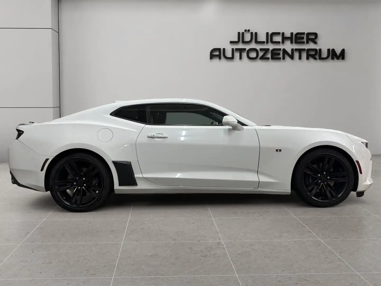Chevrolet Camaro Coupé 6.2 V8 Sport MT, Wenig KM Blanc - 2