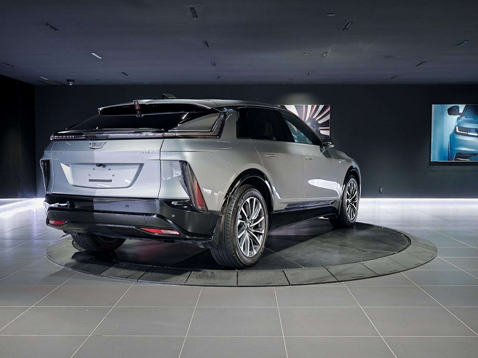 2024 Cadillac Lyriq Sport AWD w/ Panoramic Sunroof | Heated/Cooled Sea — снимка 1