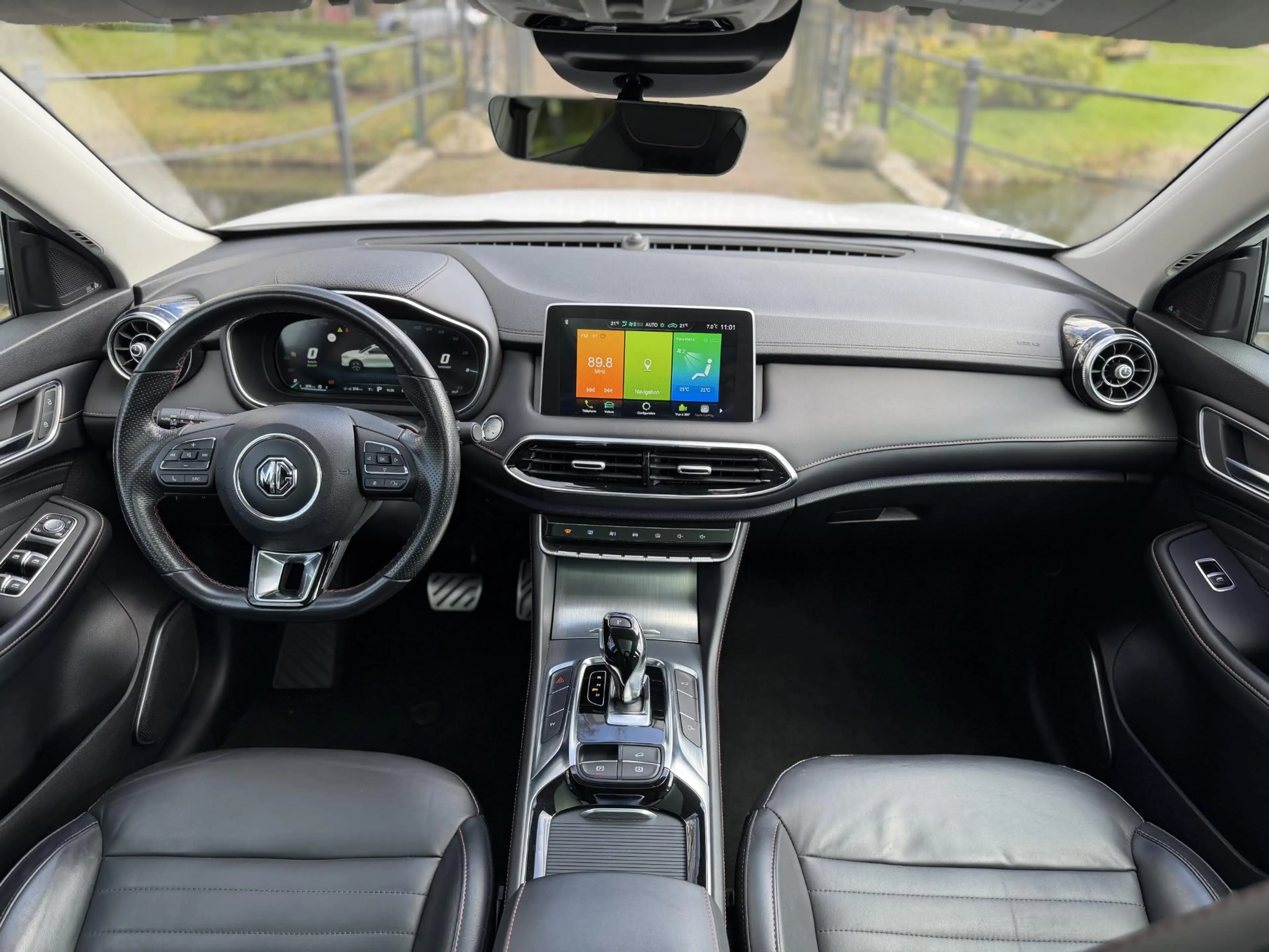 MG EHS 1.5 TGDI Luxury PHEV | Pano | Leder | 360 Camera | — photo 13