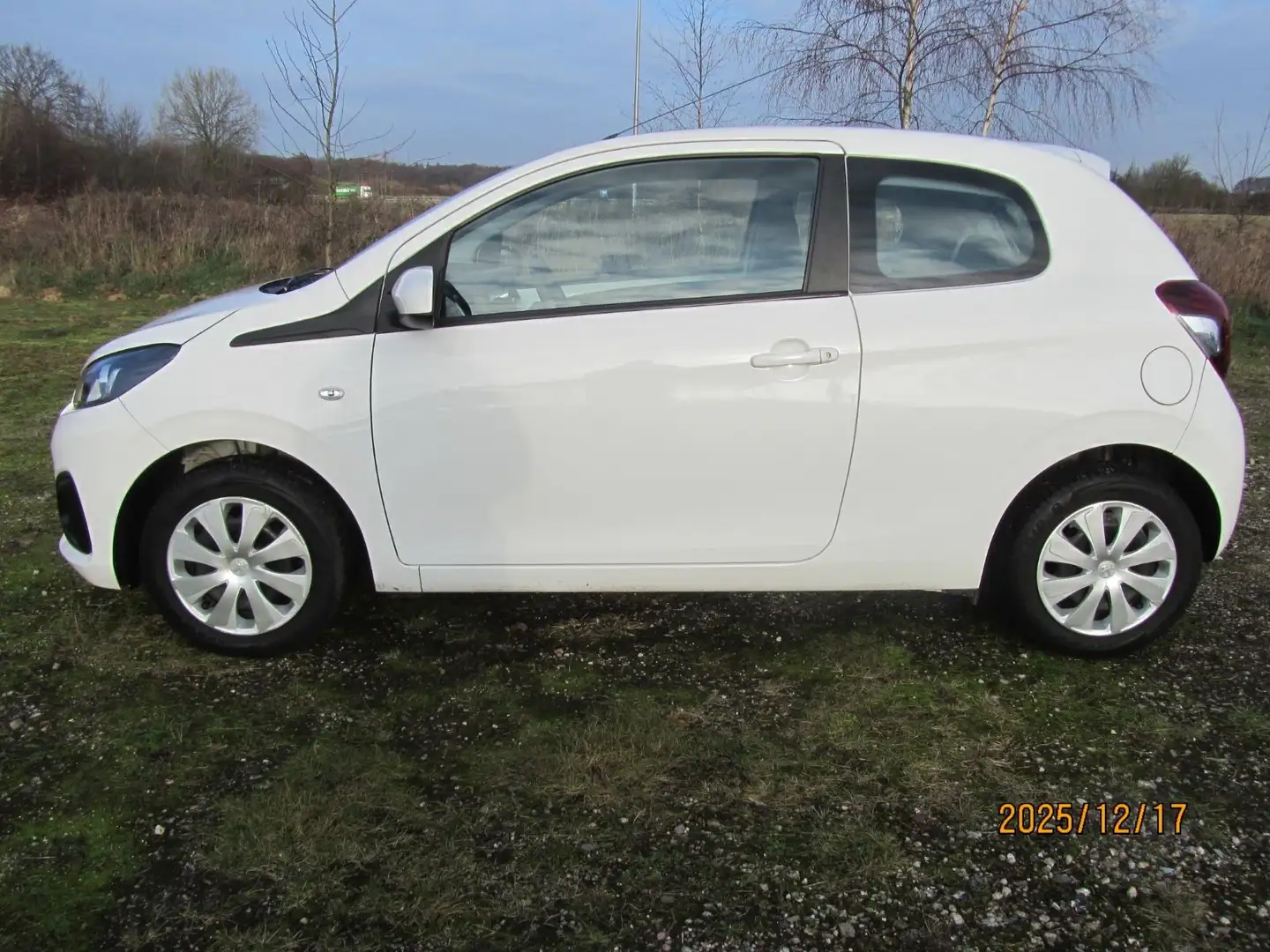 Peugeot 108 Active Hu/Au neu Scheckheft, Klima, 1. Hand Weiß - 1