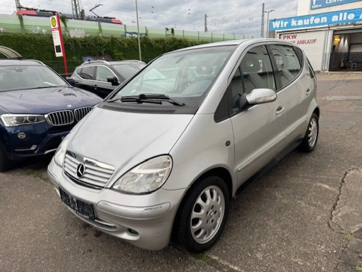 Mercedes-Benz A 160 L Elegance Automatik**I.Hand** Zilver - 1