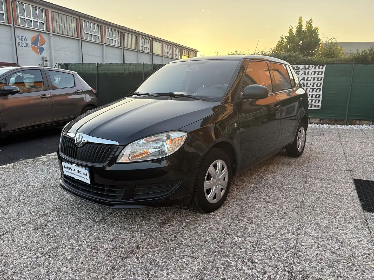 Skoda Fabia 1.2 Active (fabia) 60cv FL Schwarz - 1