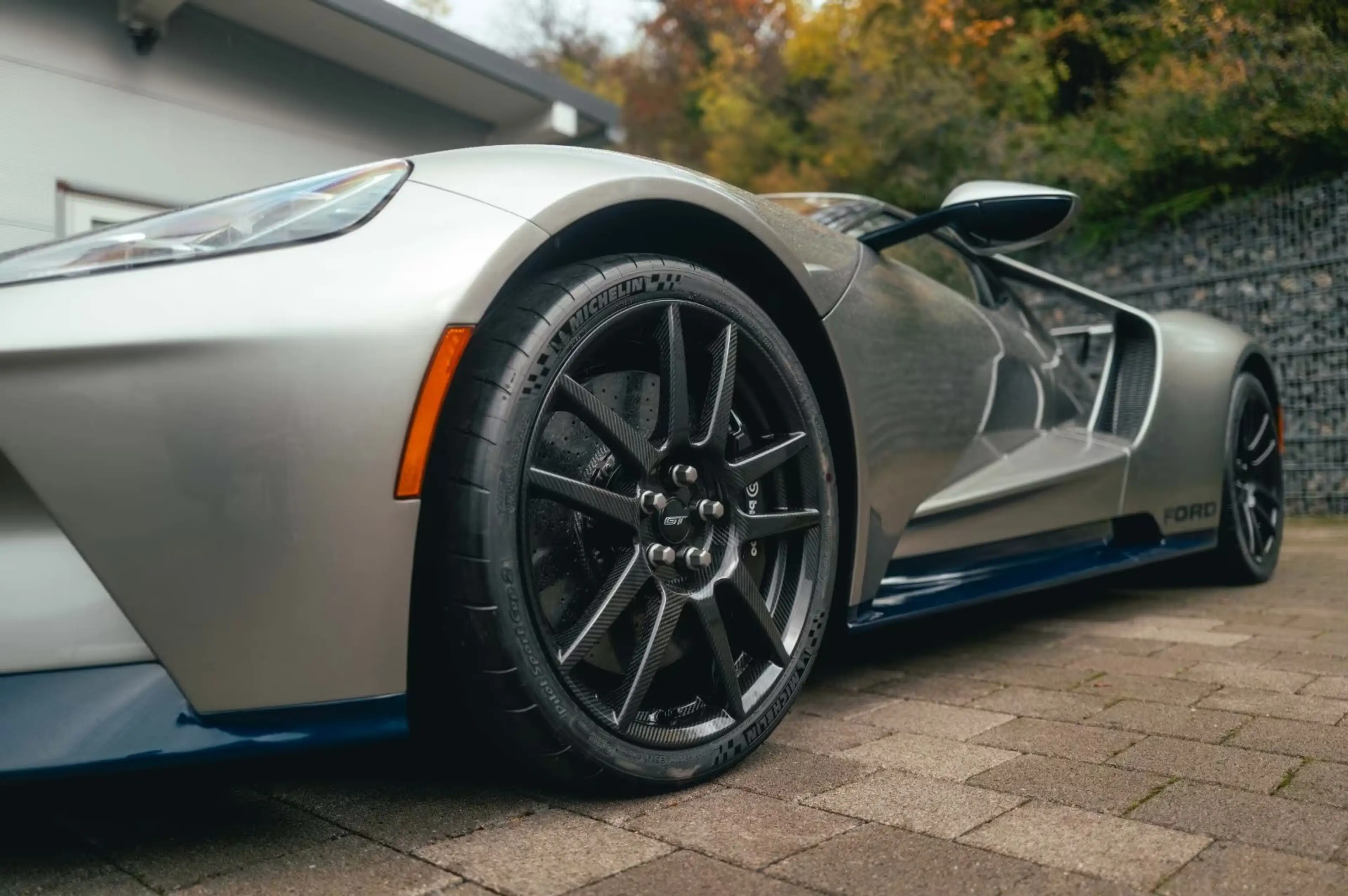 Ford GT GT LM Edition 1-of-20 — photo 10
