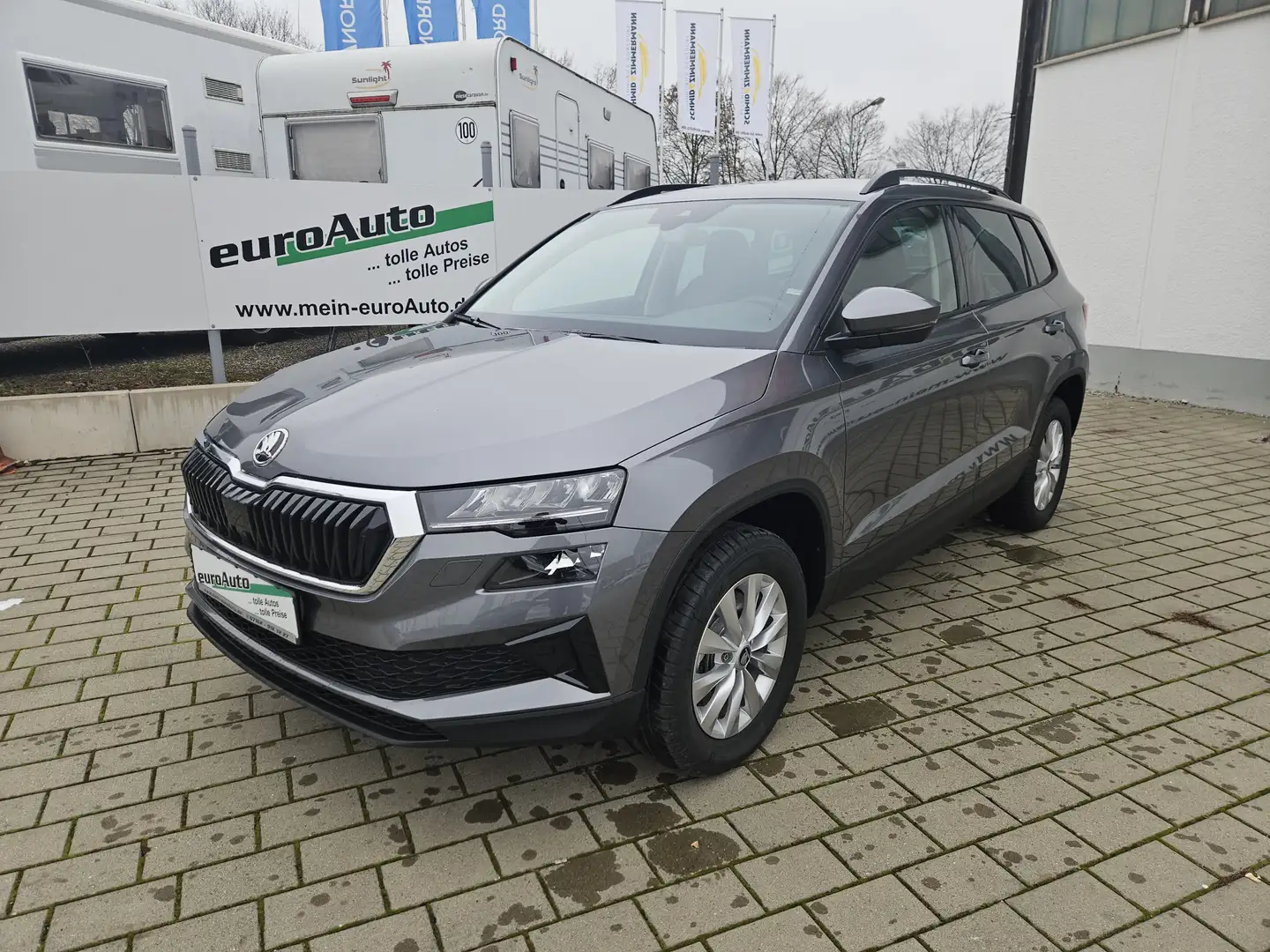 Skoda Karoq Selection 1.5 TSi DSG 4 Jahre Garantie Grau - 1