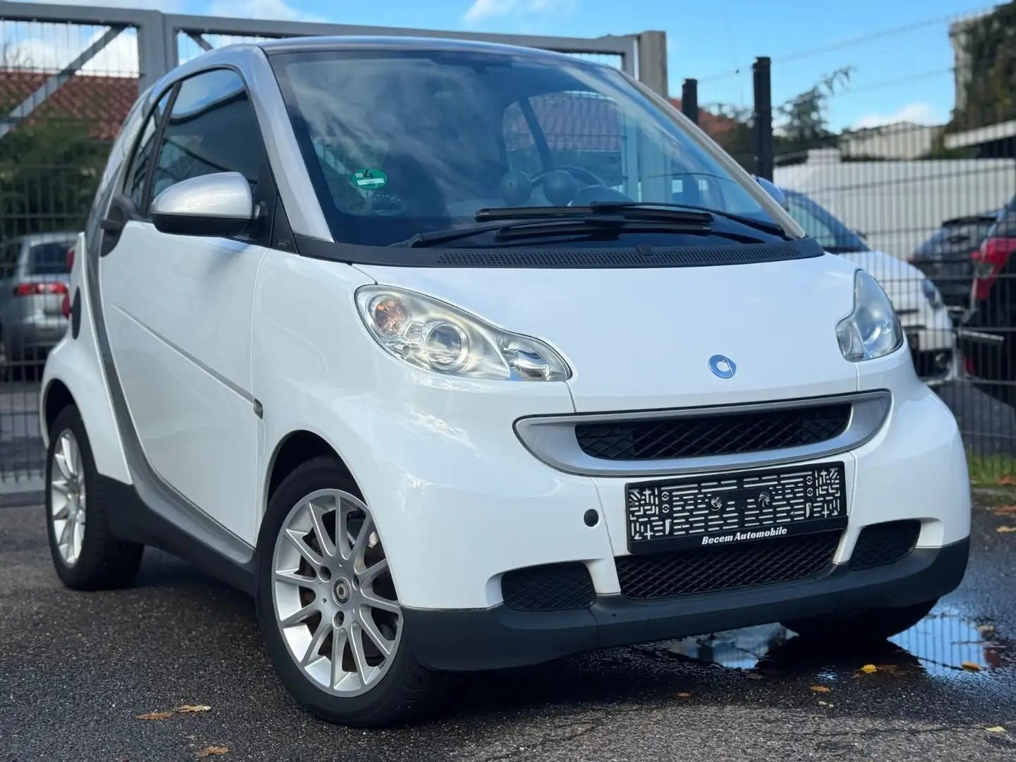 smart forTwo 70PS*CarPlay*Kamera*Panorama*SHZ*Klima Weiß - 2