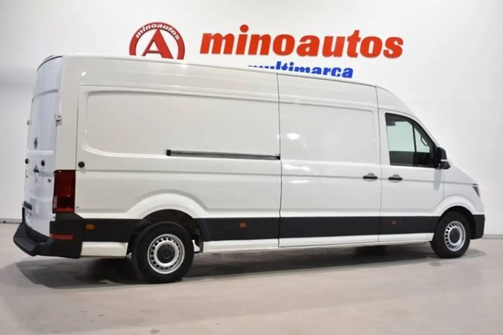 Volkswagen Crafter FURGÓN 35 L4H3 2.0 TDI 140 CV FWD Blanco - 2