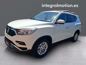 D22DTR Premium 4x2