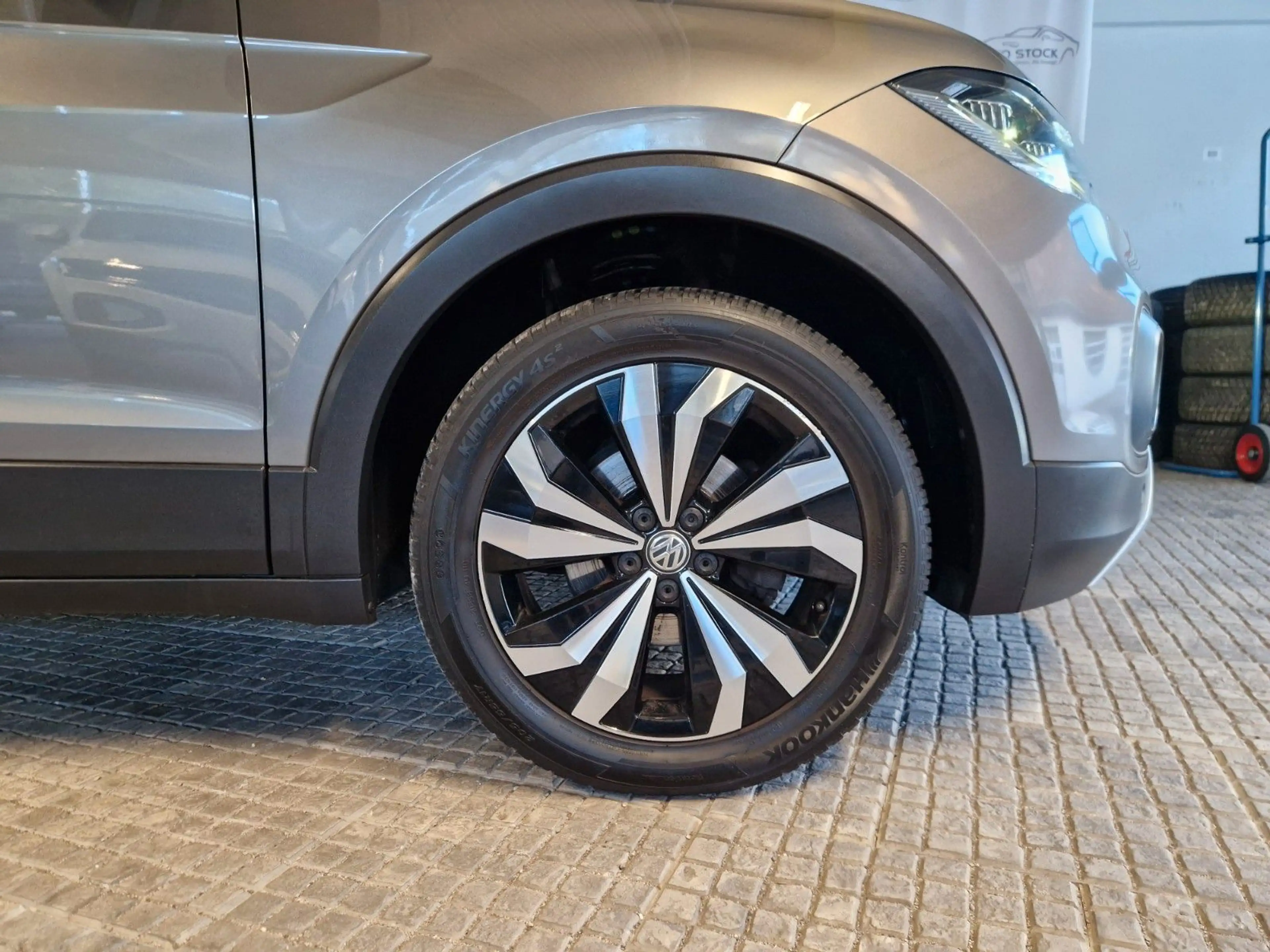 Volkswagen T-Cross 1.0 TSI DSG Life PDC LED Navi Sitzheiz. — photo 8
