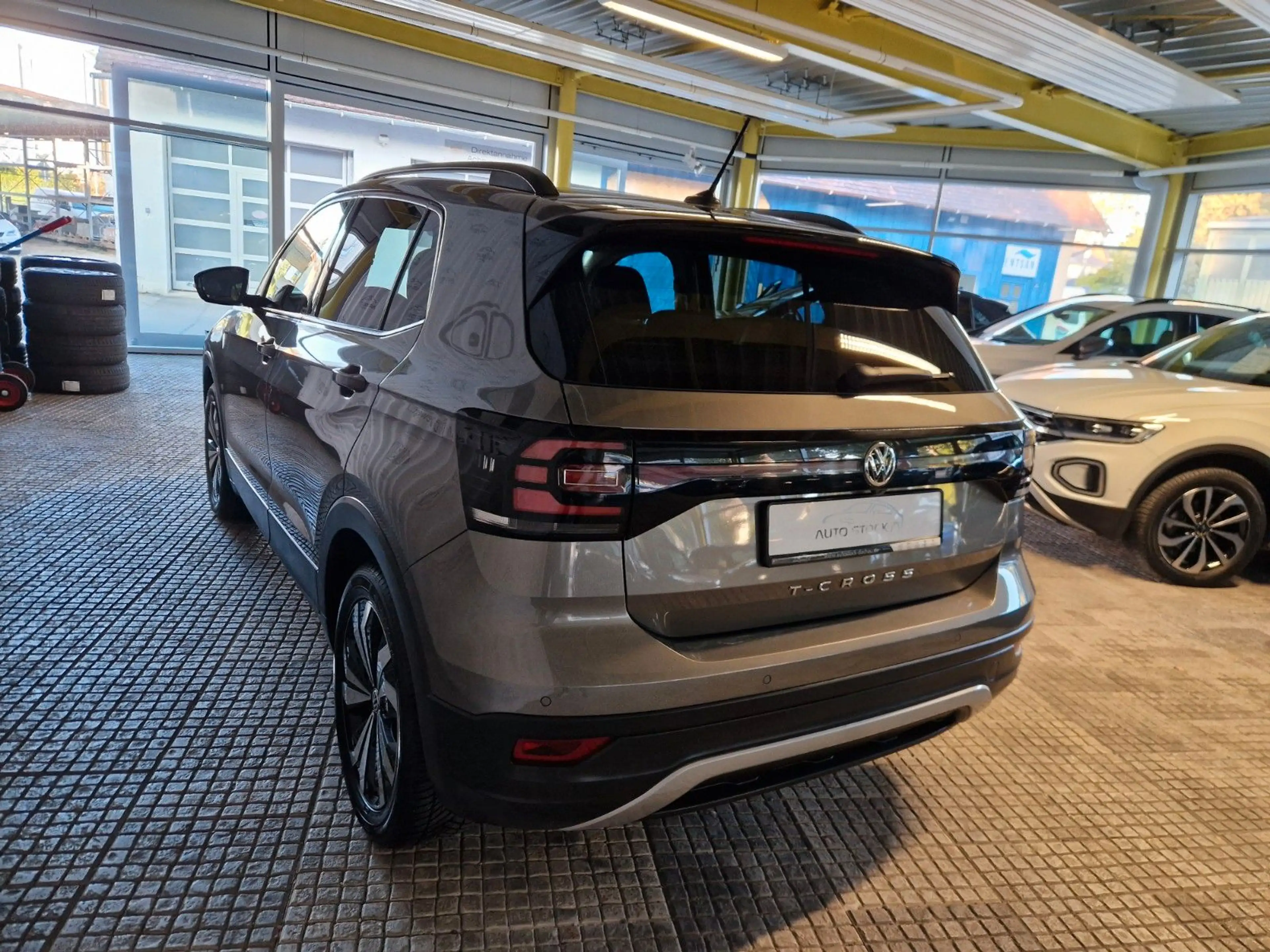 Volkswagen T-Cross 1.0 TSI DSG Life PDC LED Navi Sitzheiz. — photo 7