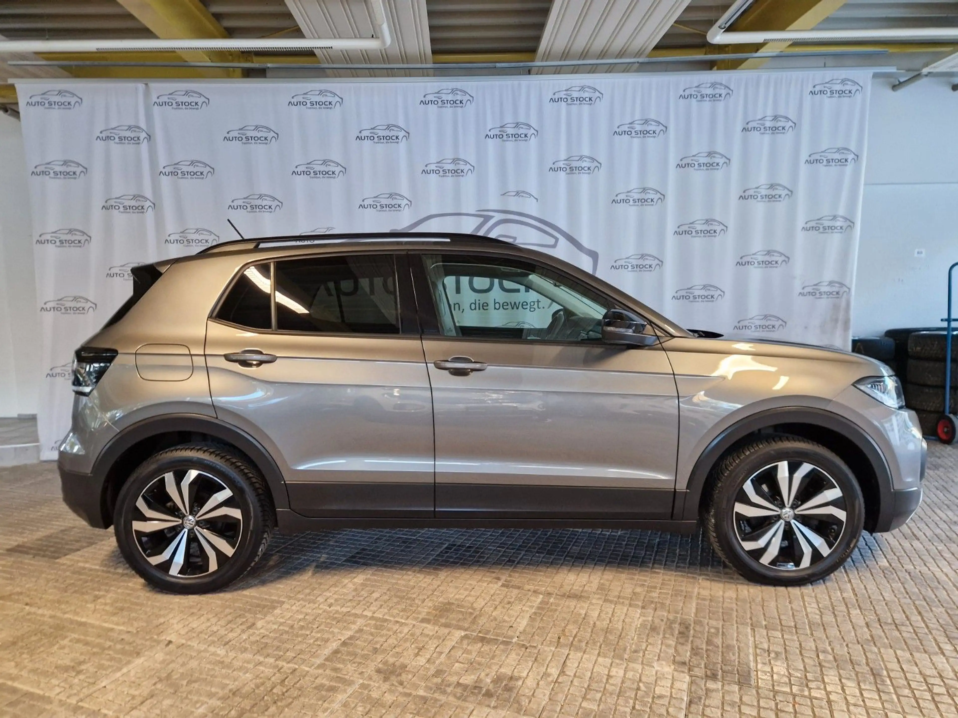 Volkswagen T-Cross 1.0 TSI DSG Life PDC LED Navi Sitzheiz. — photo 4