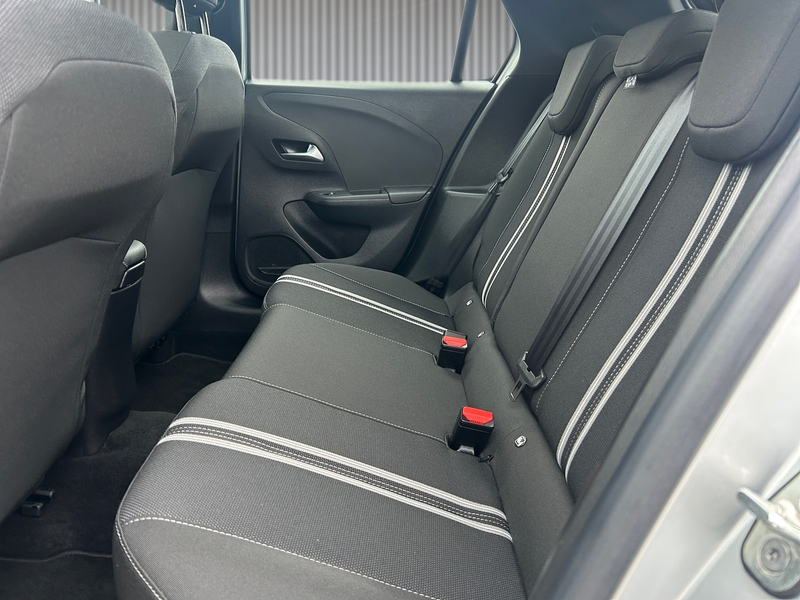 Opel Corsa Winterp.*PANORAMA*LED*Navi v.App* — photo 10